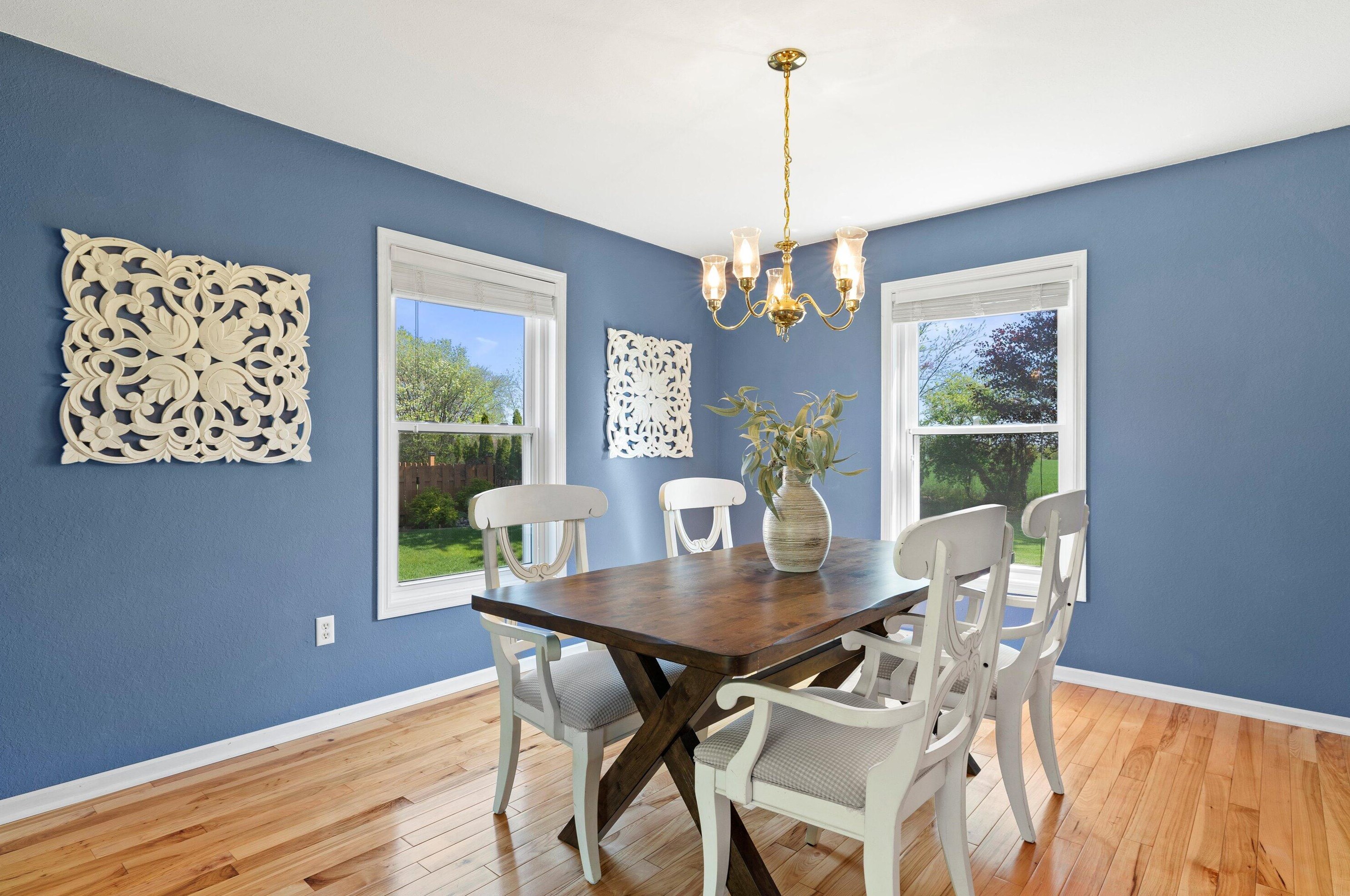 7835 Briarwood Dr, Hales Corners WI  53132-8843 exterior