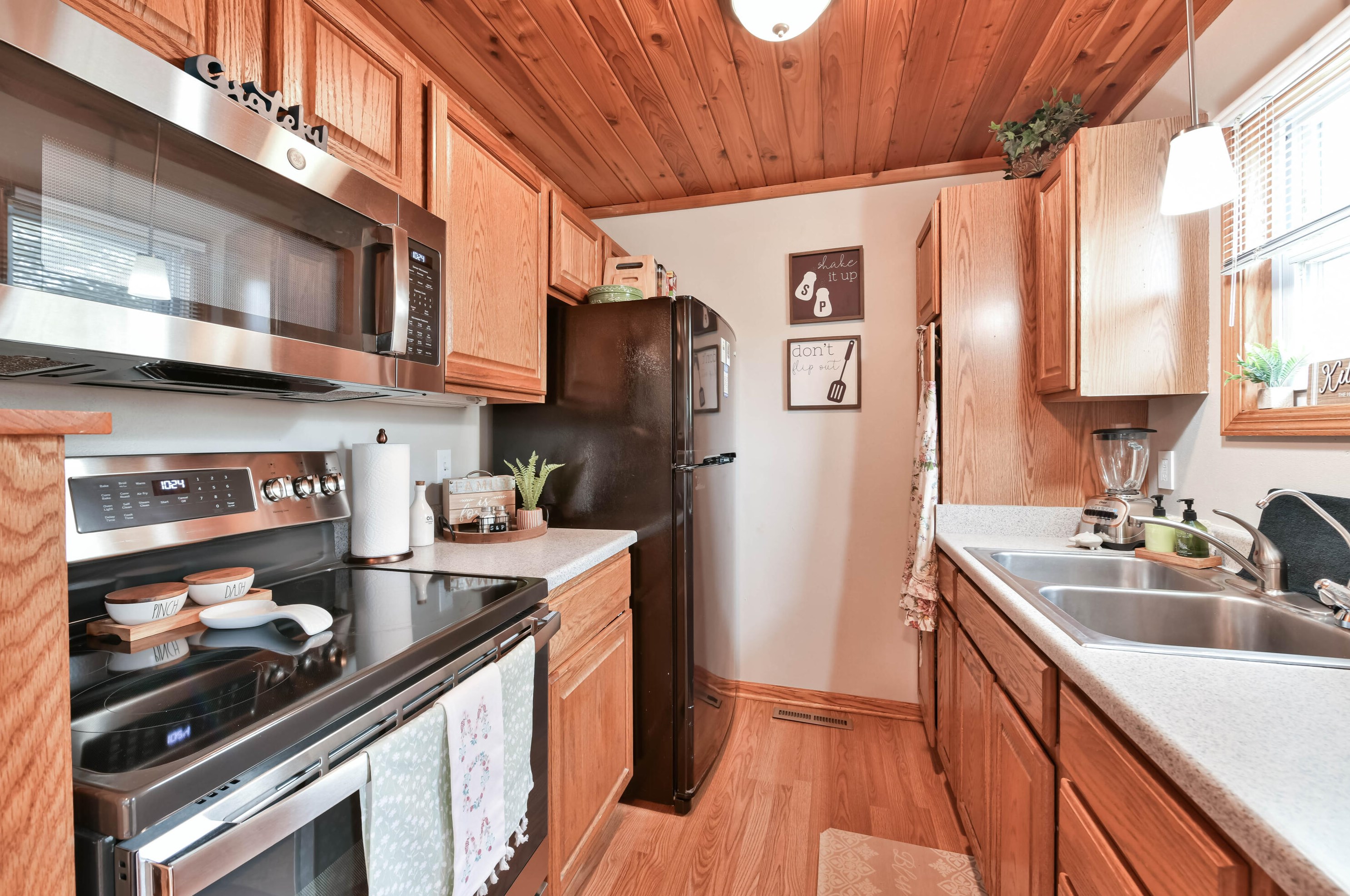 7955 Mchenry St, Lyons WI  53105-8792 exterior