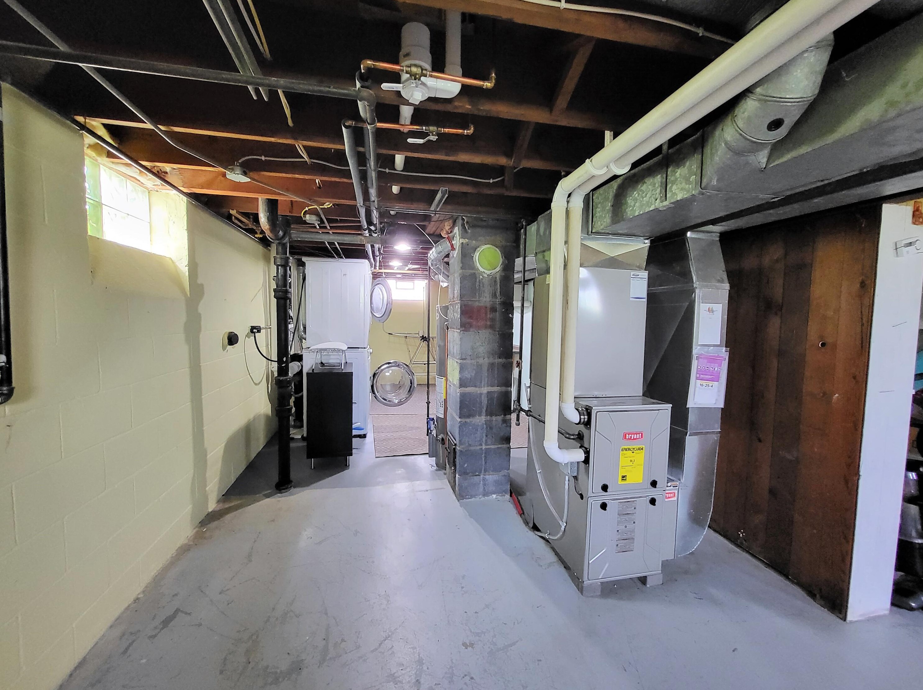 1703 Menomonee Ave, South Milwaukee WI  53172-2941 exterior