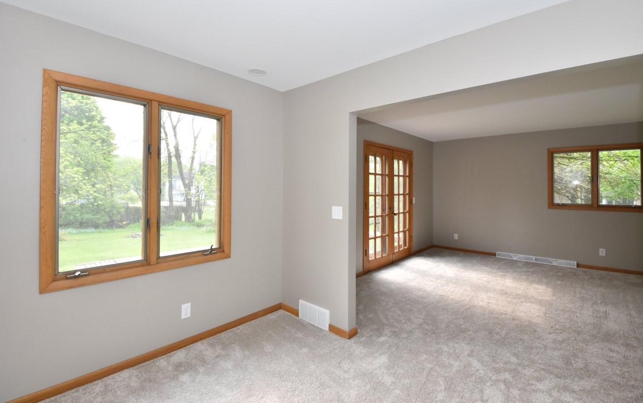 143 Robin Hill Dr, Racine WI  53406-3531 exterior