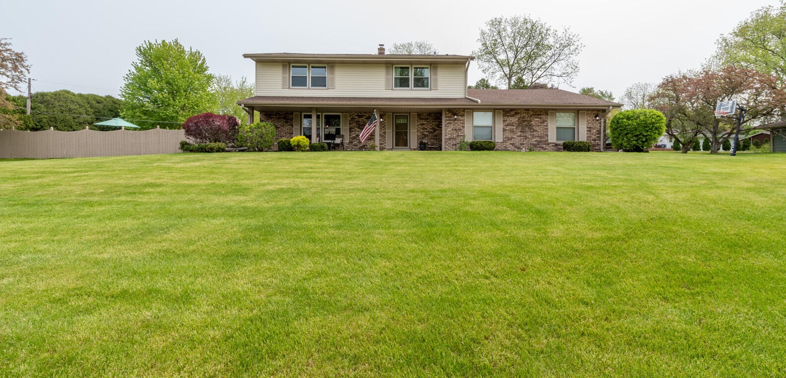 4210 Bexley Dr, Brookfield WI  53045-7404 exterior