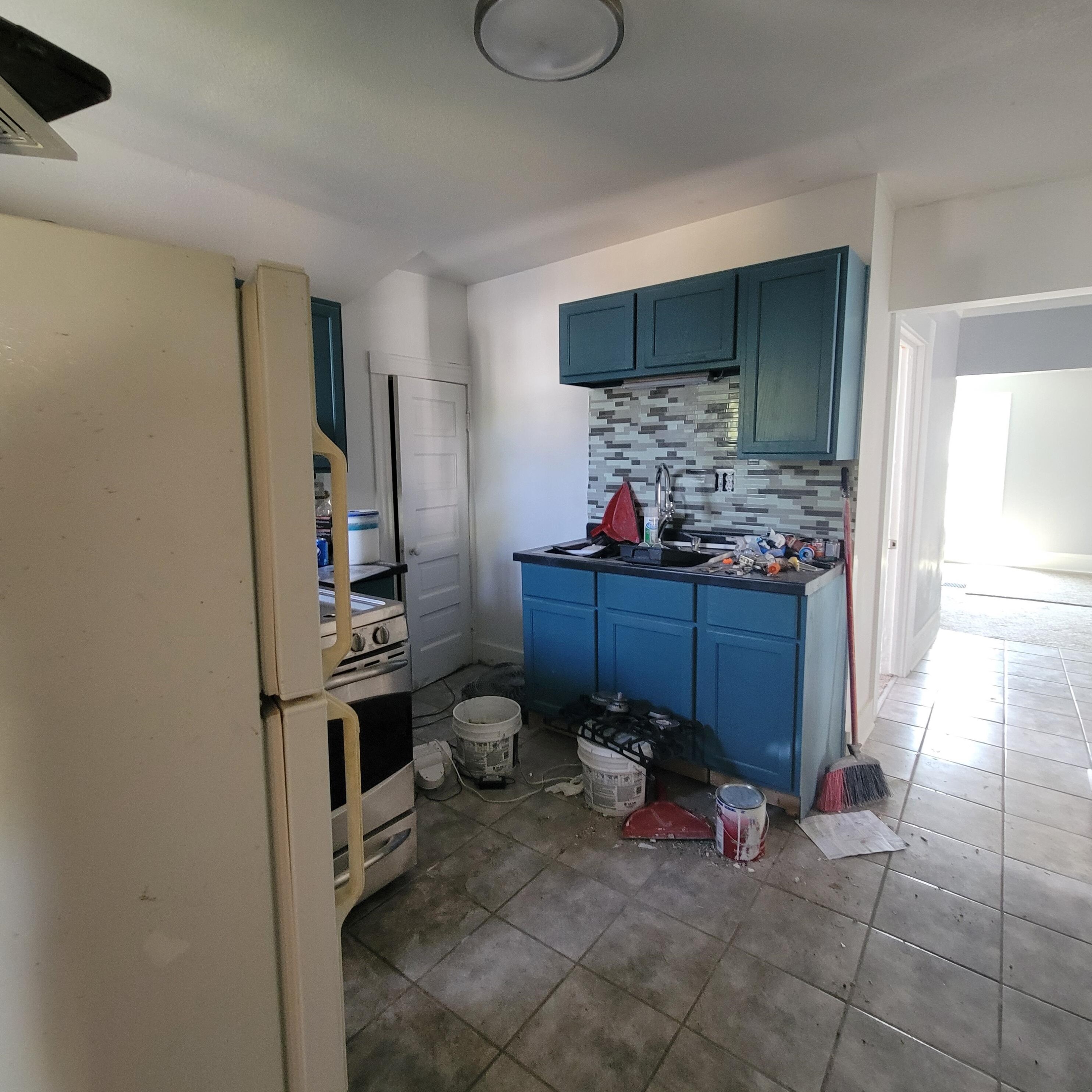 1713 Howe St, Racine WI 53403-2609 exterior