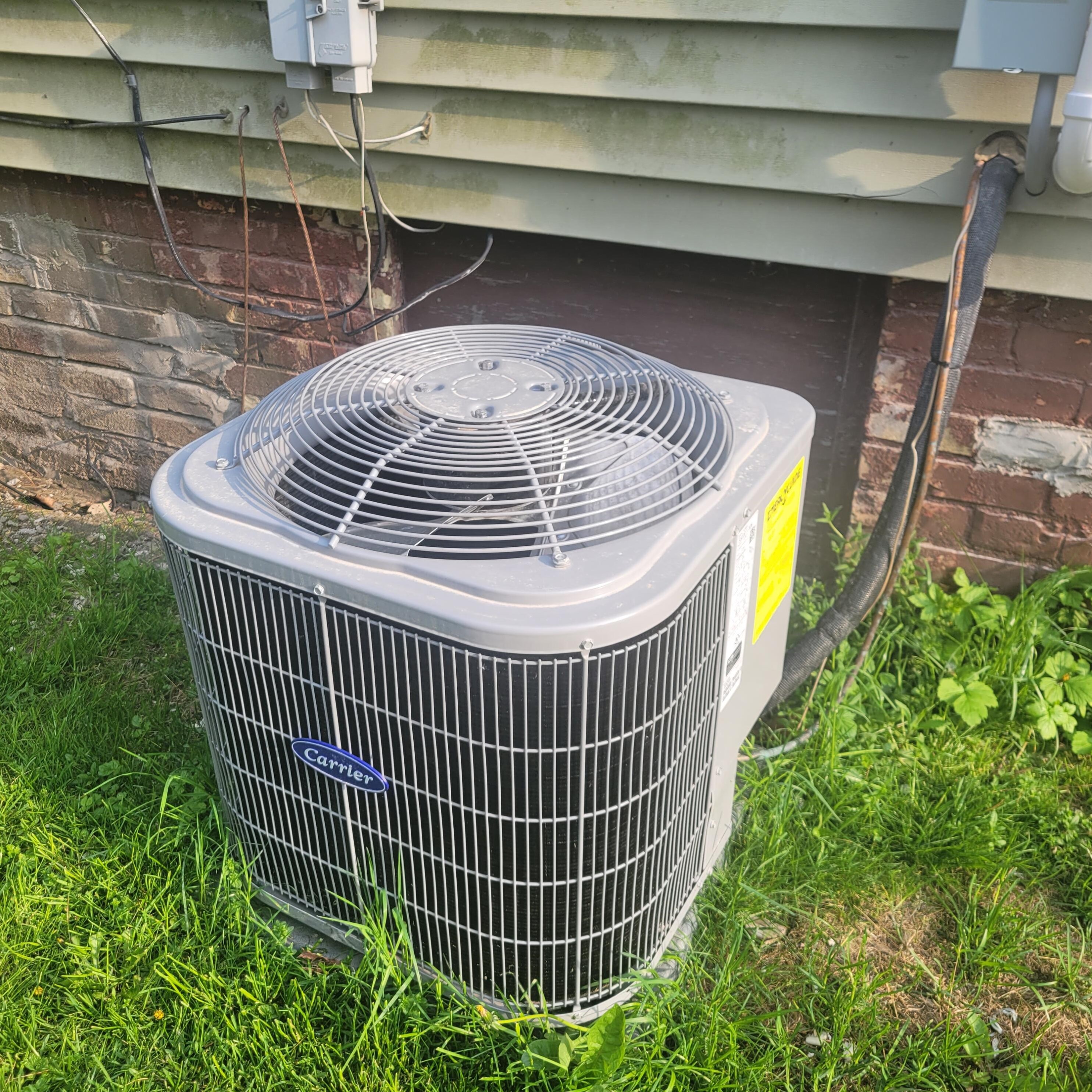 1713 Howe St, Racine WI 53403-2609 exterior