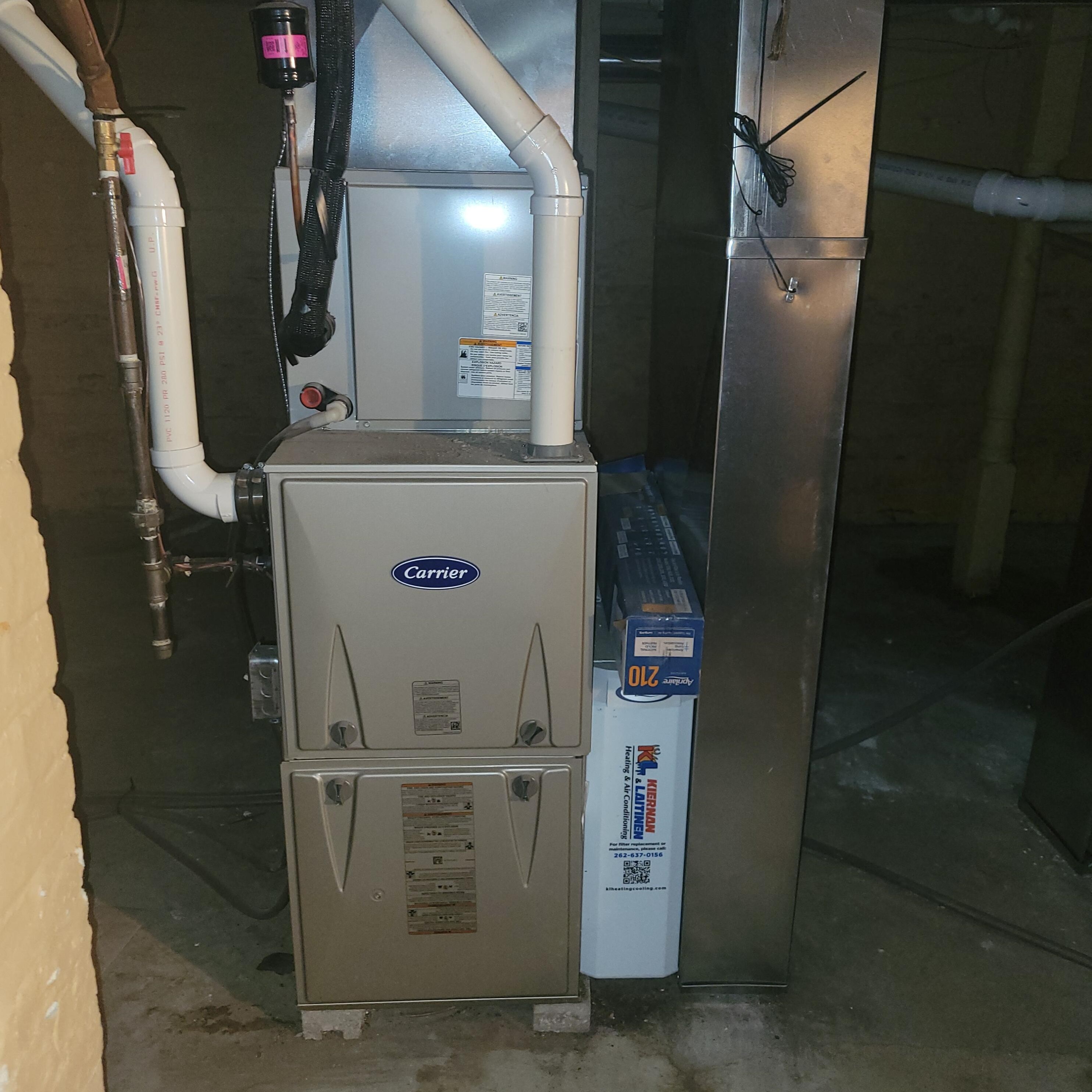 1713 Howe St, Racine WI 53403-2609 exterior