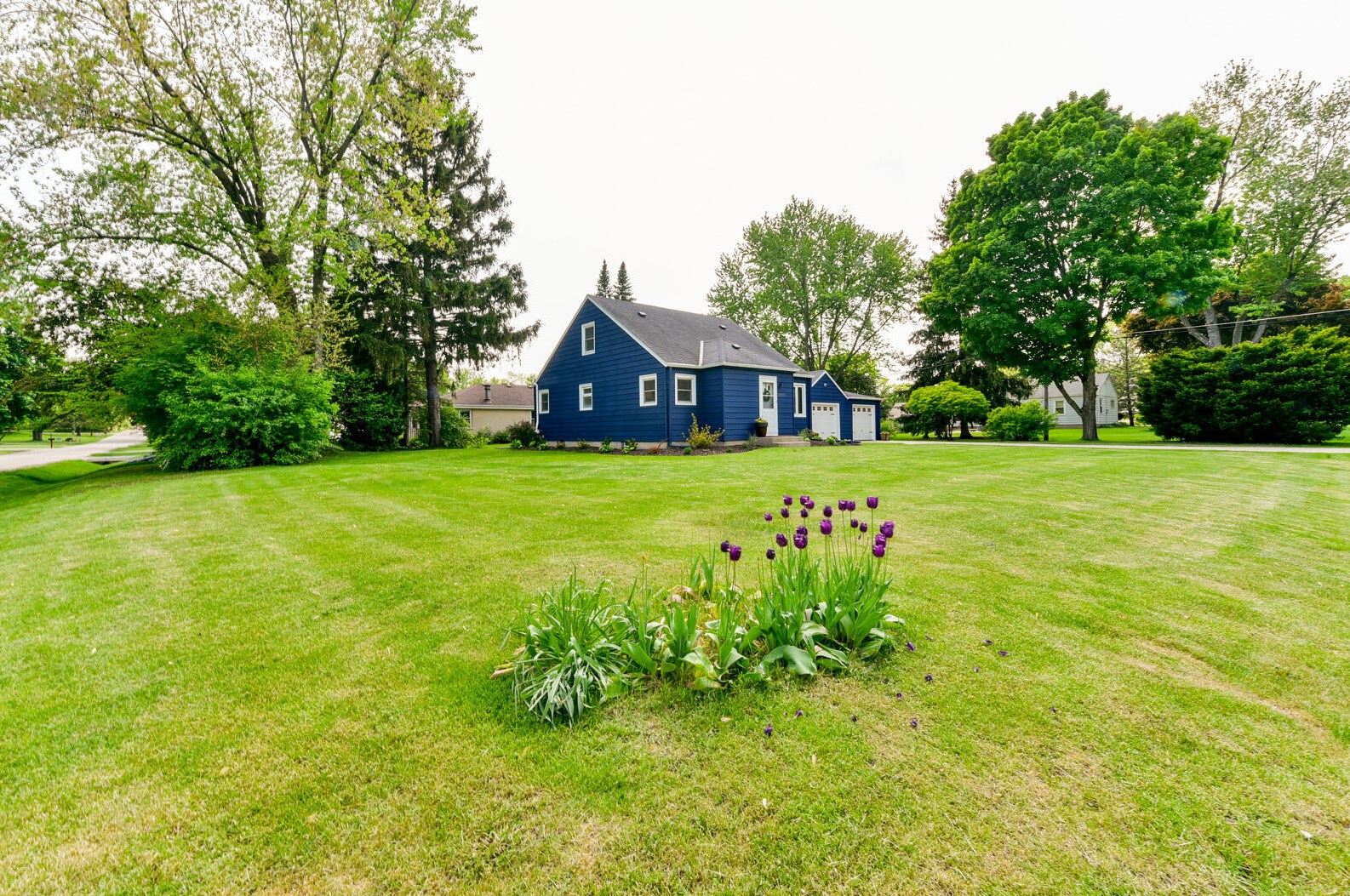 17325 Burnet St, Brookfield WI  53045-6706 exterior