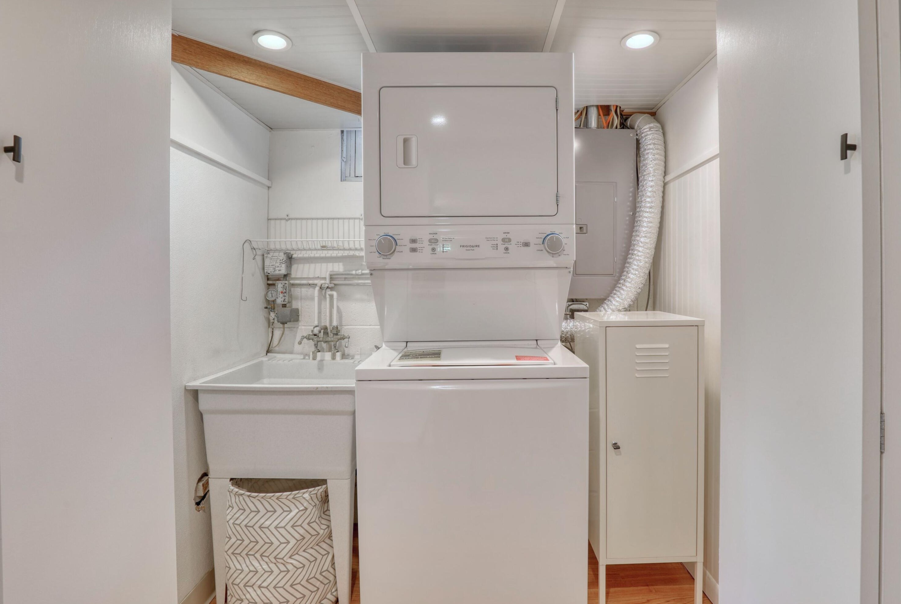 5221 Chicory Rd, Racine WI 53403-9709 exterior