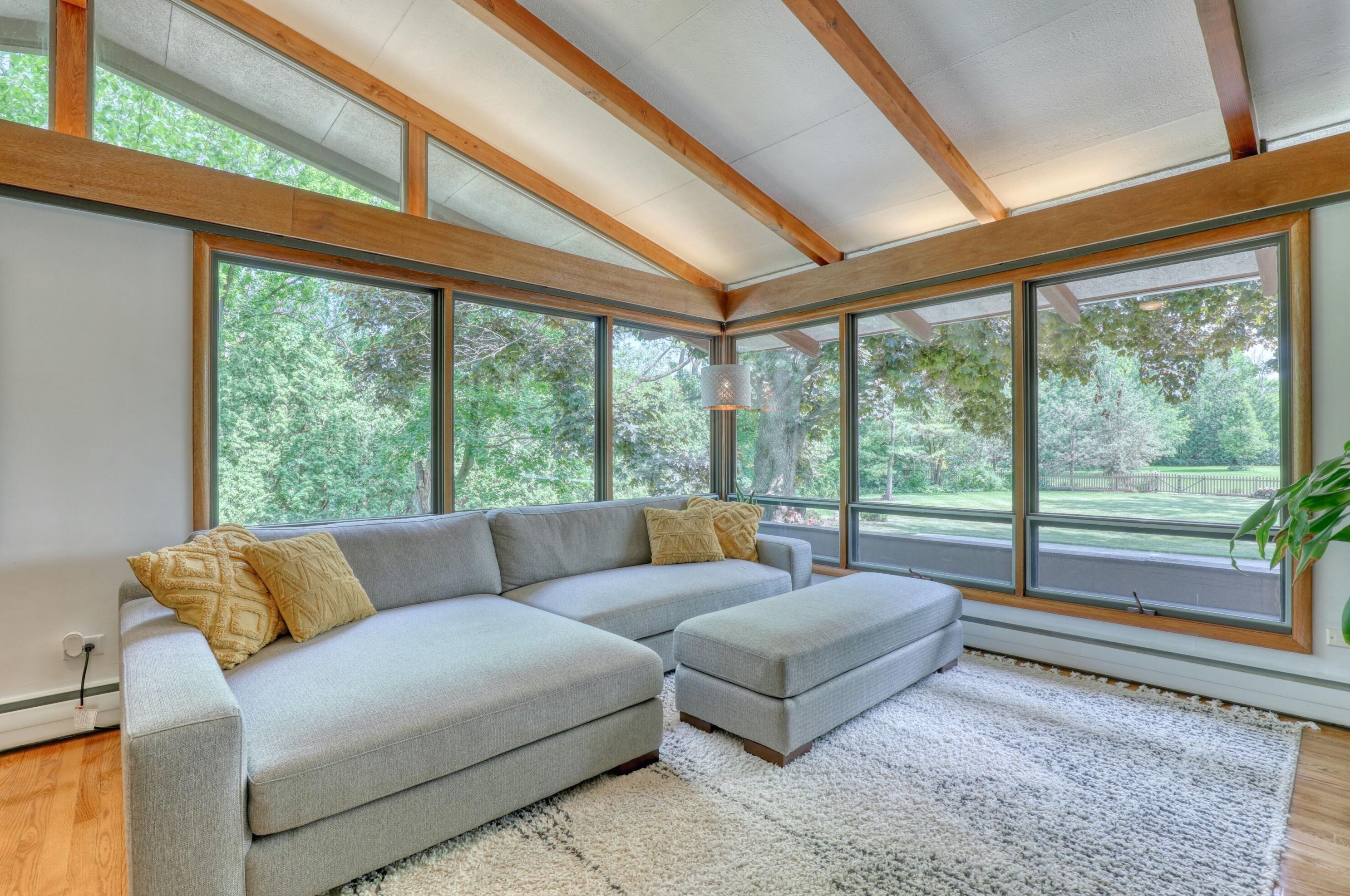 5221 Chicory Rd, Racine WI 53403-9709 exterior