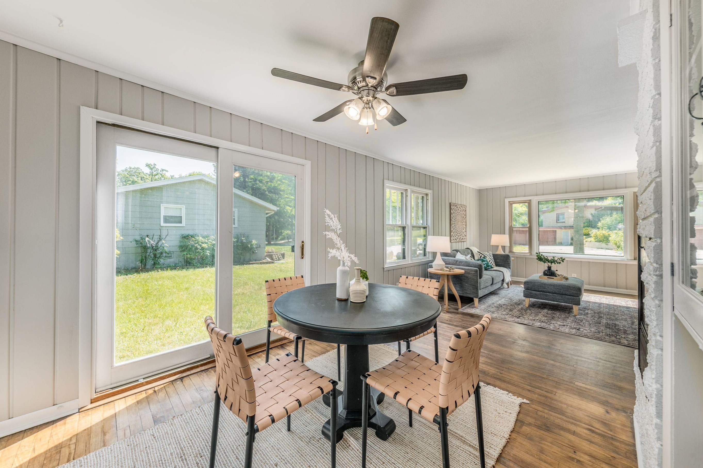 6270 102, Milwaukee WI 53214-2525 exterior