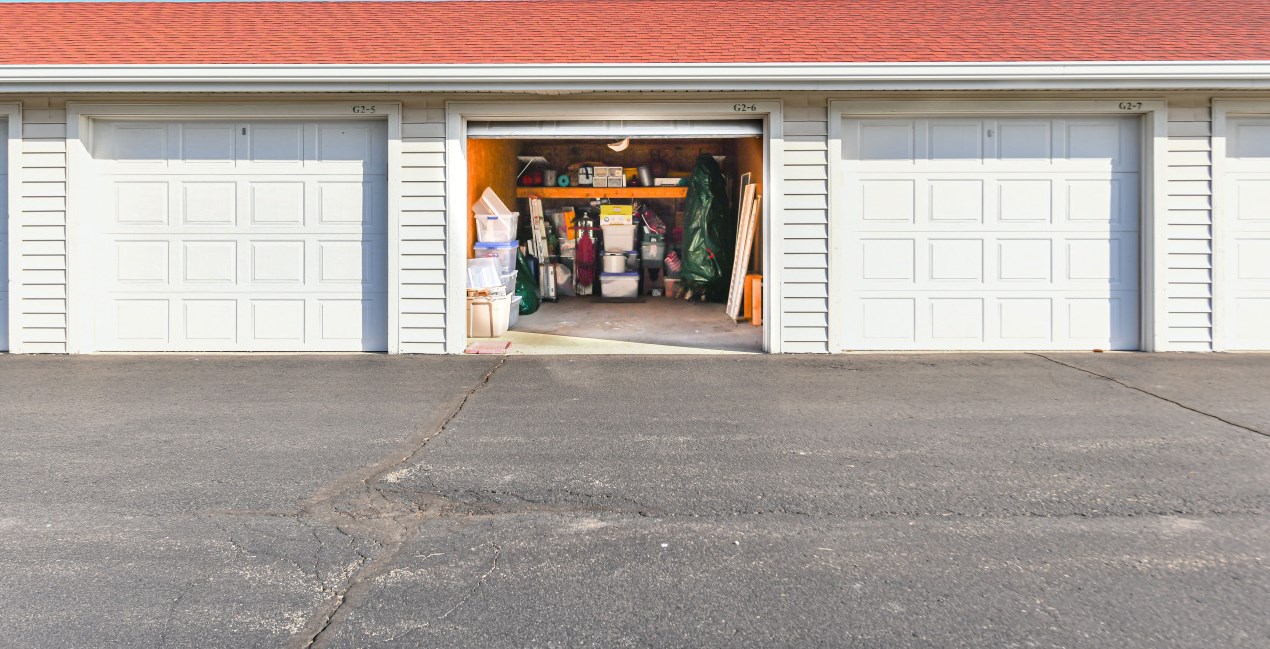 2222 Landings Ln, Delavan WI  53115-3976 exterior