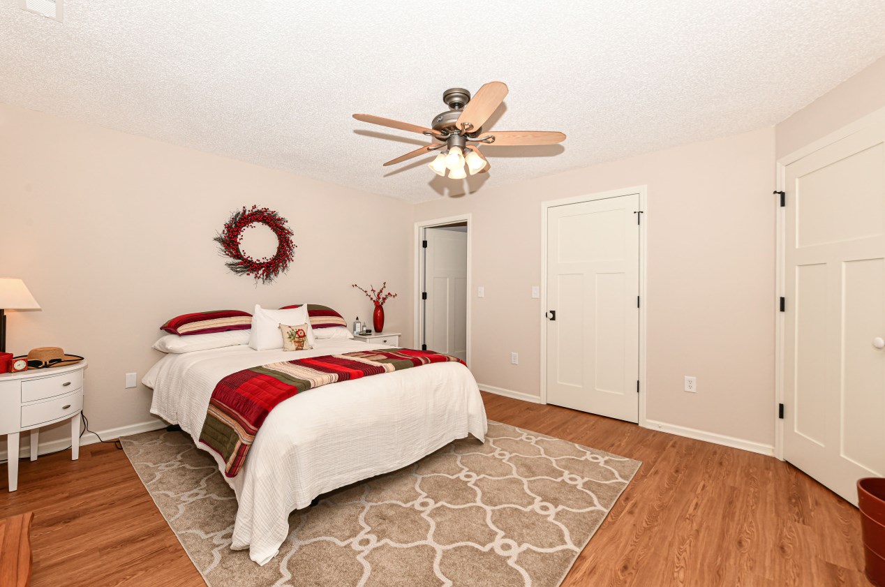 2222 Landings Ln, Delavan WI  53115-3976 exterior
