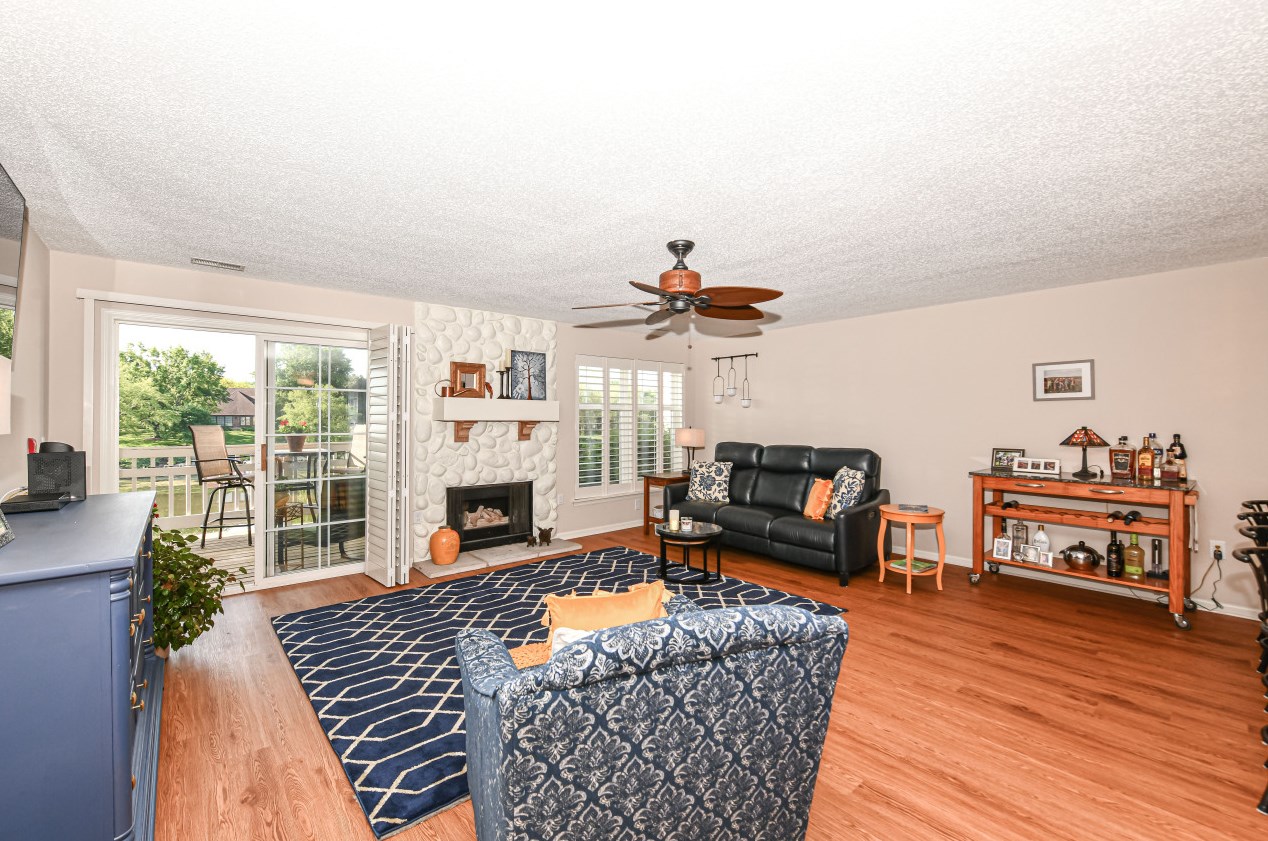 2222 Landings Ln, Delavan WI  53115-3976 exterior