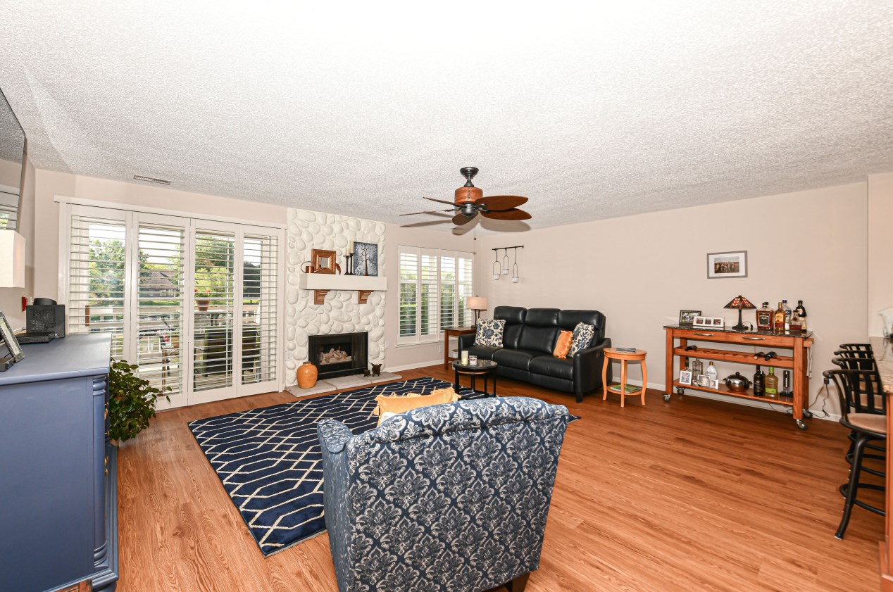 2222 Landings Ln, Delavan WI  53115-3976 exterior