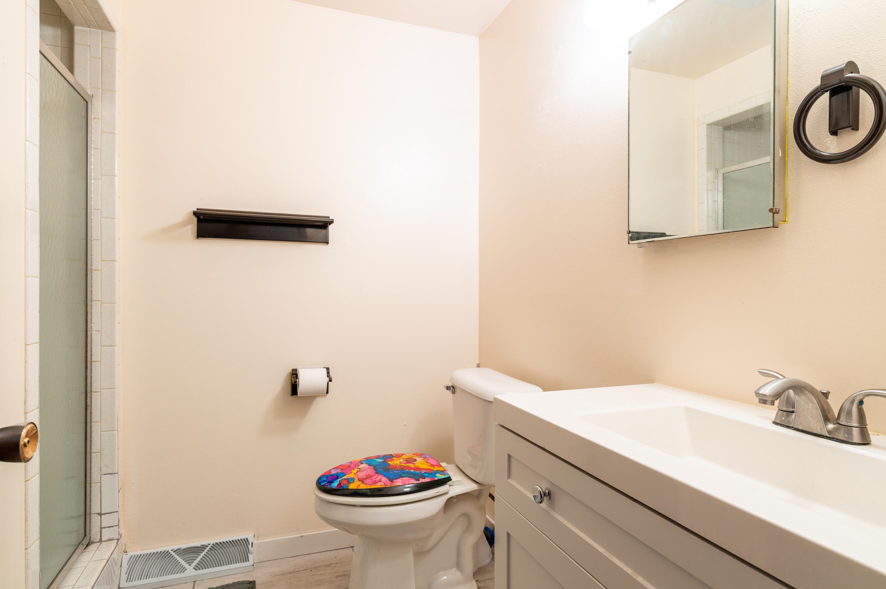 5256 108th Ct, Milwaukee WI  53225-3102 exterior