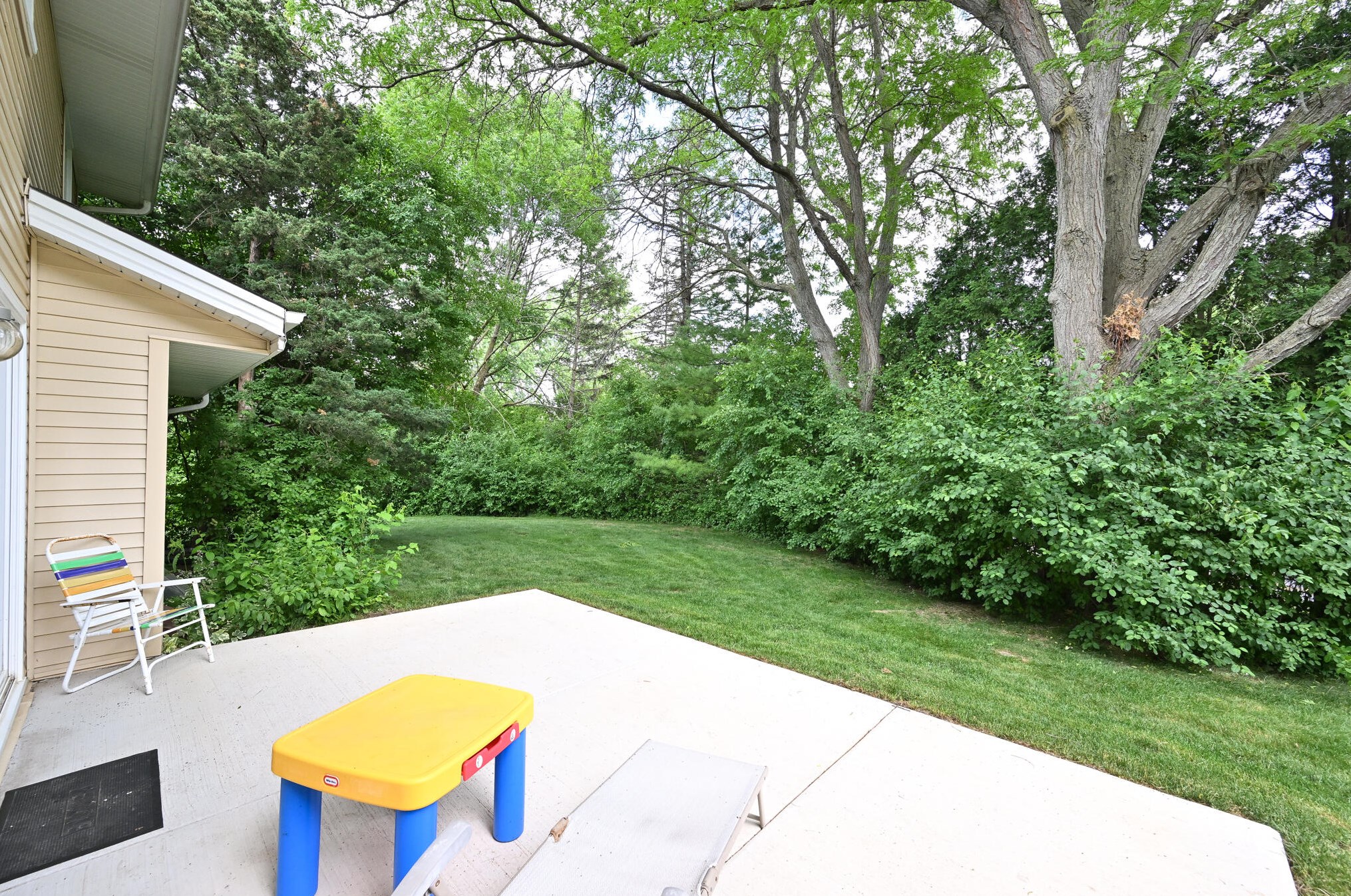 21345 Partridge Ct, Brookfield WI  53045-4746 exterior