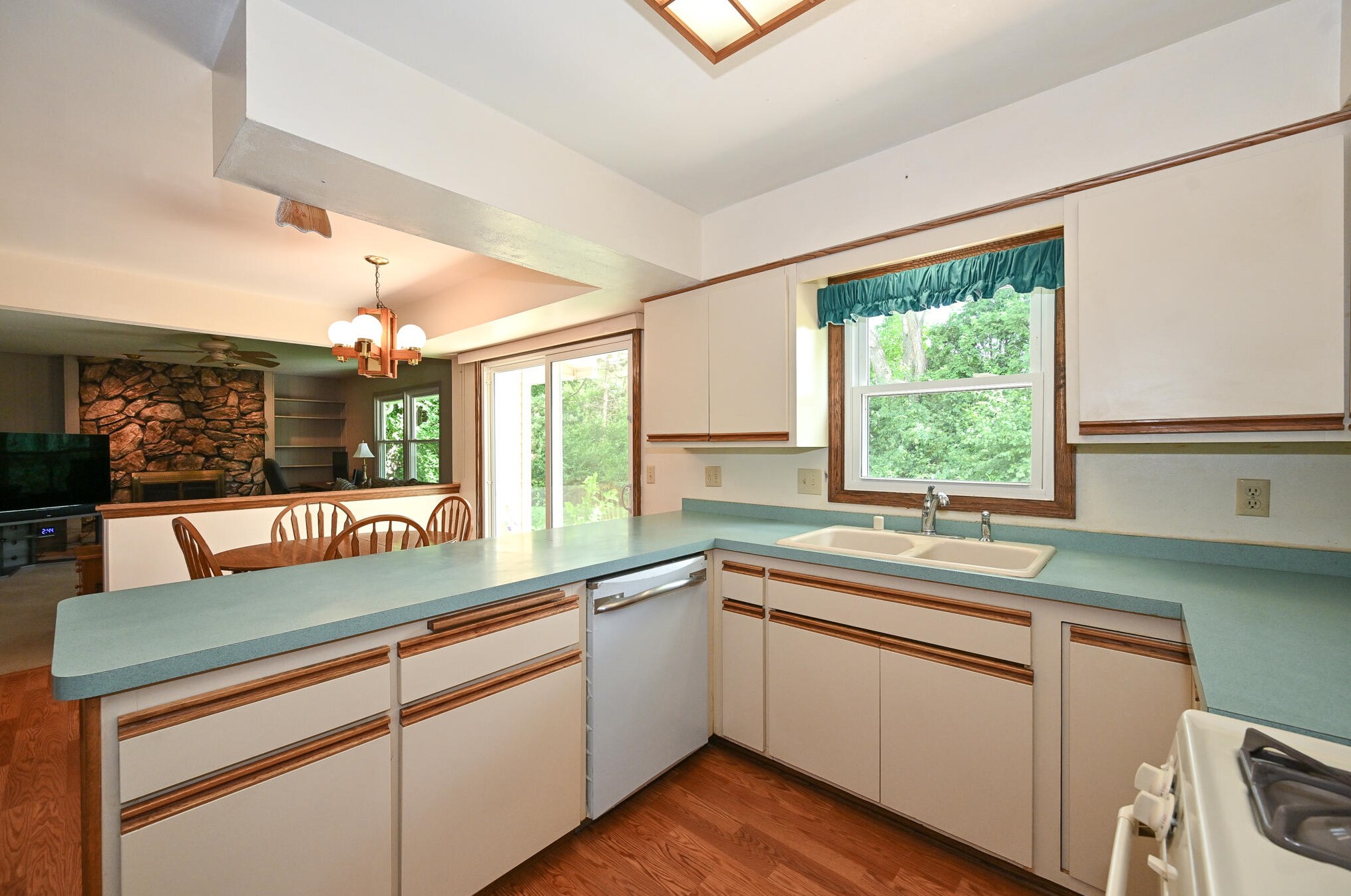 21345 Partridge Ct, Brookfield WI  53045-4746 exterior