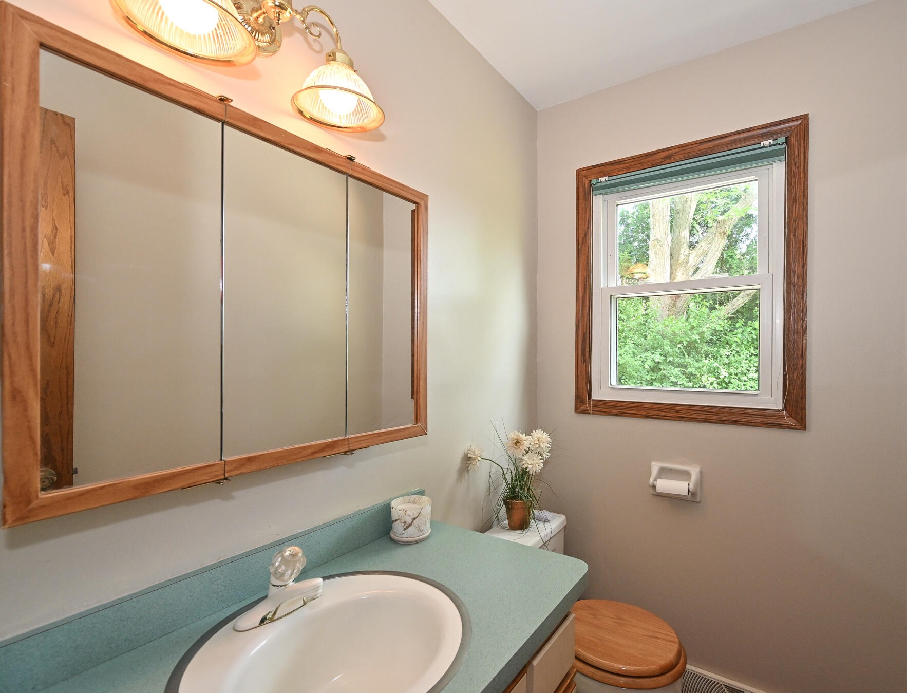 21345 Partridge Ct, Brookfield WI  53045-4746 exterior