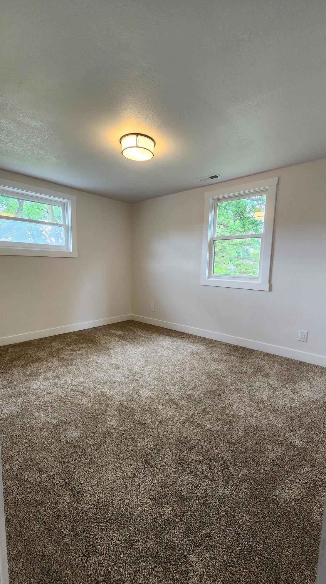 4209 Central Blvd, Delavan WI  53115-3328 exterior