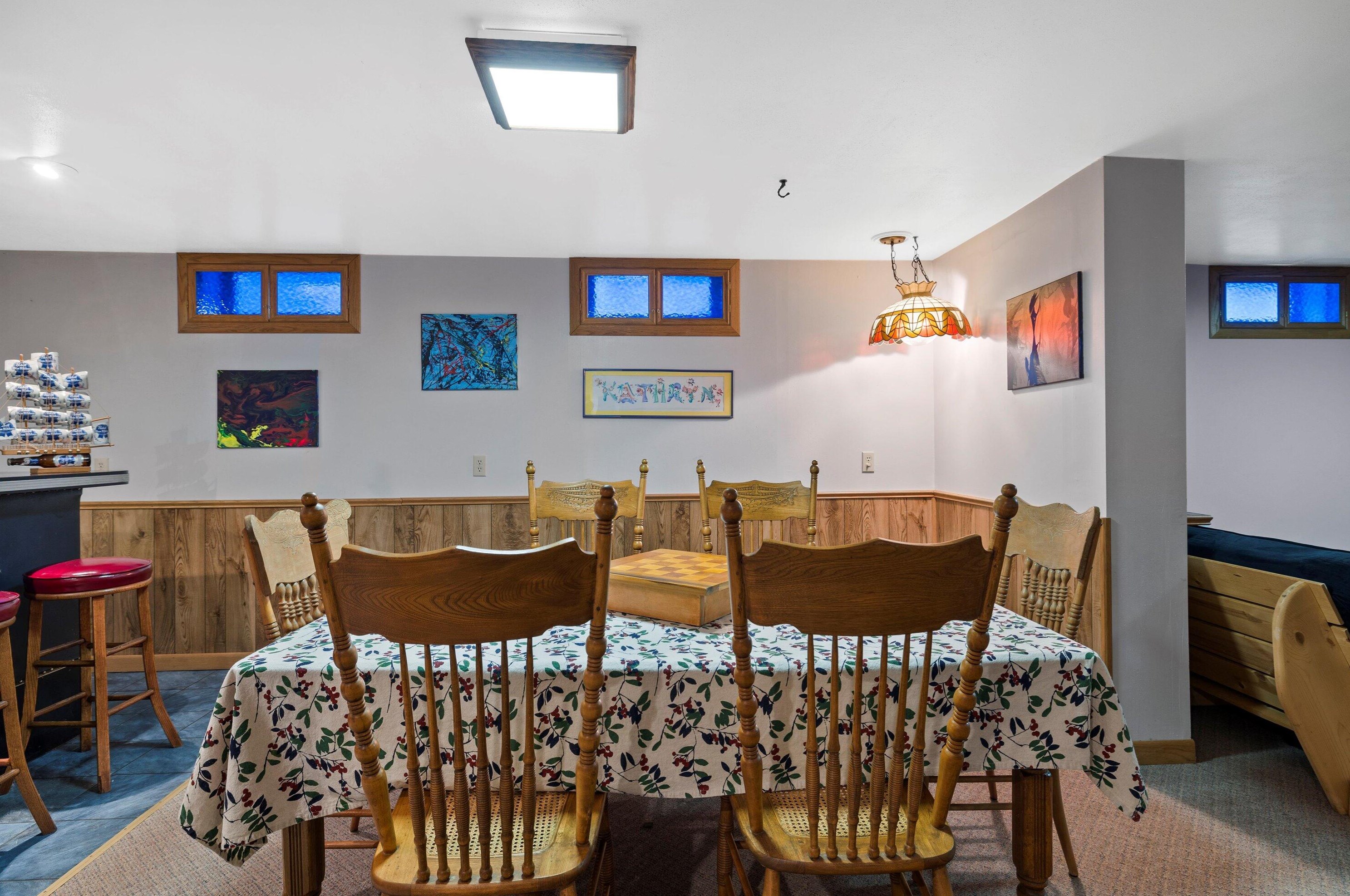 4617 109, Milwaukee WI 53225-4405 exterior