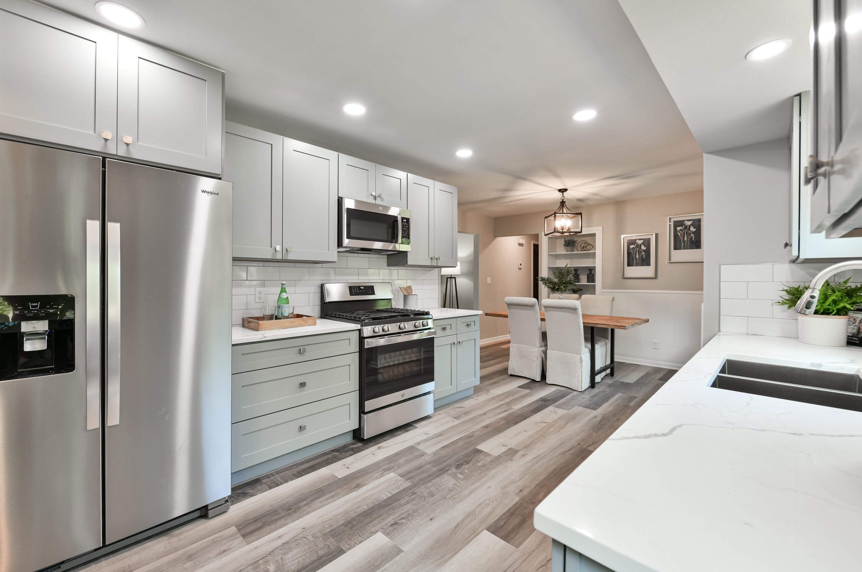 14140 Regis St, Brookfield WI  53005-1657 exterior