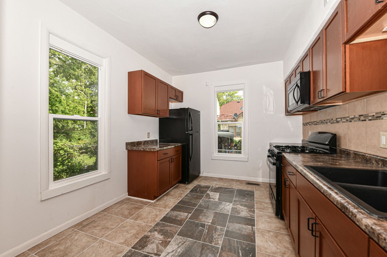 1432 Lasalle St, Racine WI  53404-2742 exterior