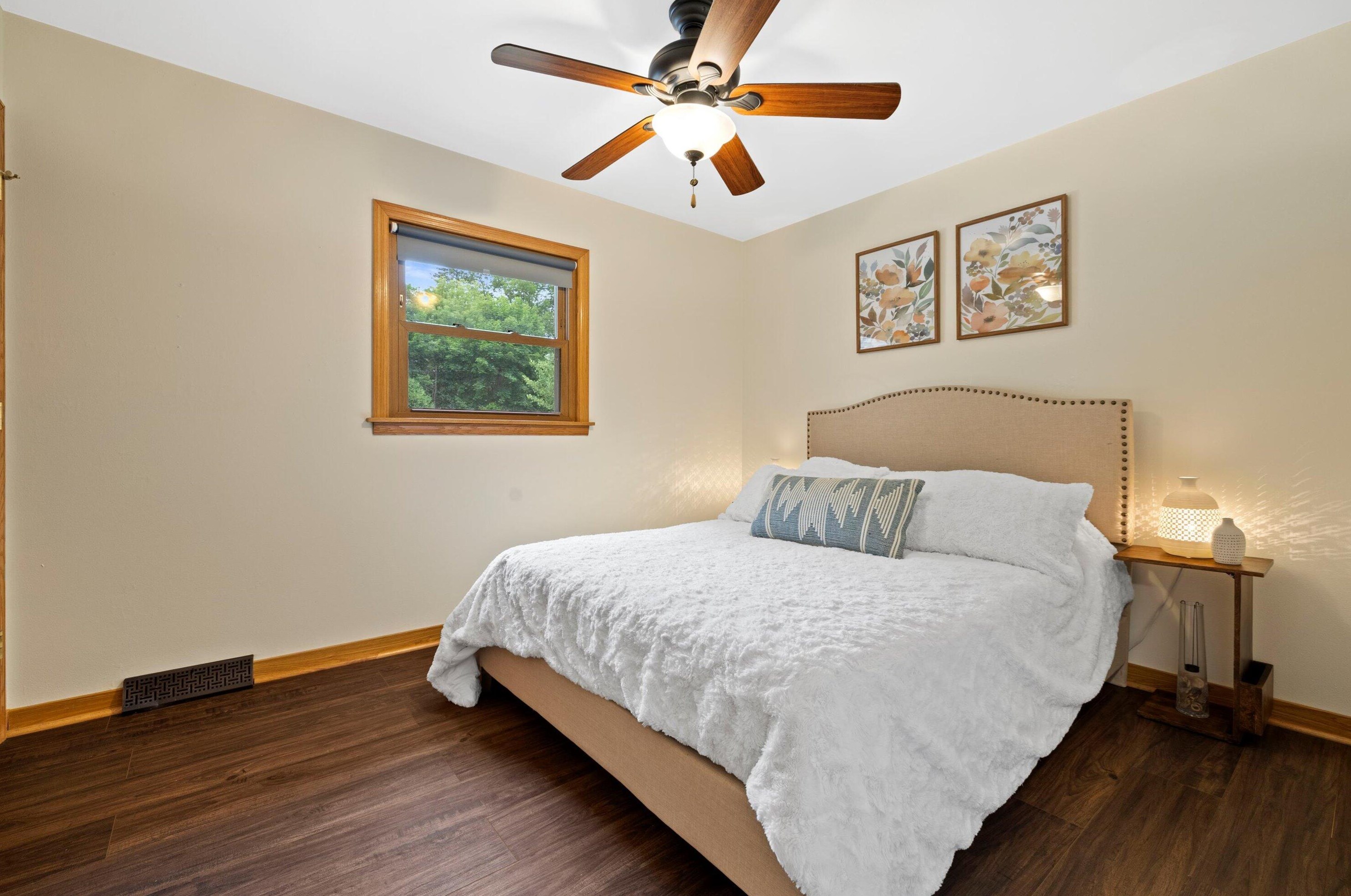 11641 Rawson Ave, Hales Corners WI  53132-1650 exterior