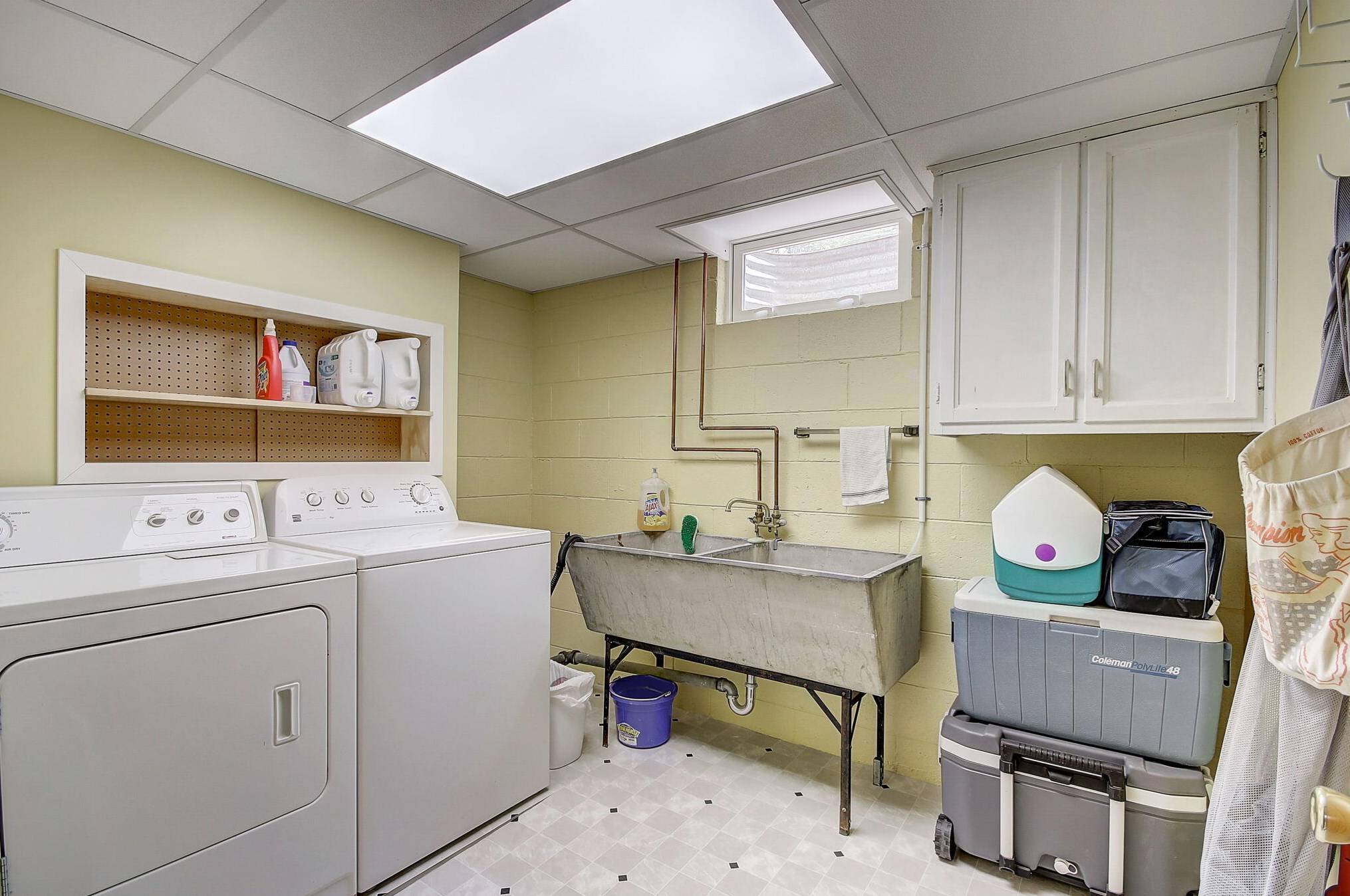 1127 Sheraton Dr, Racine WI  53402-3340 exterior