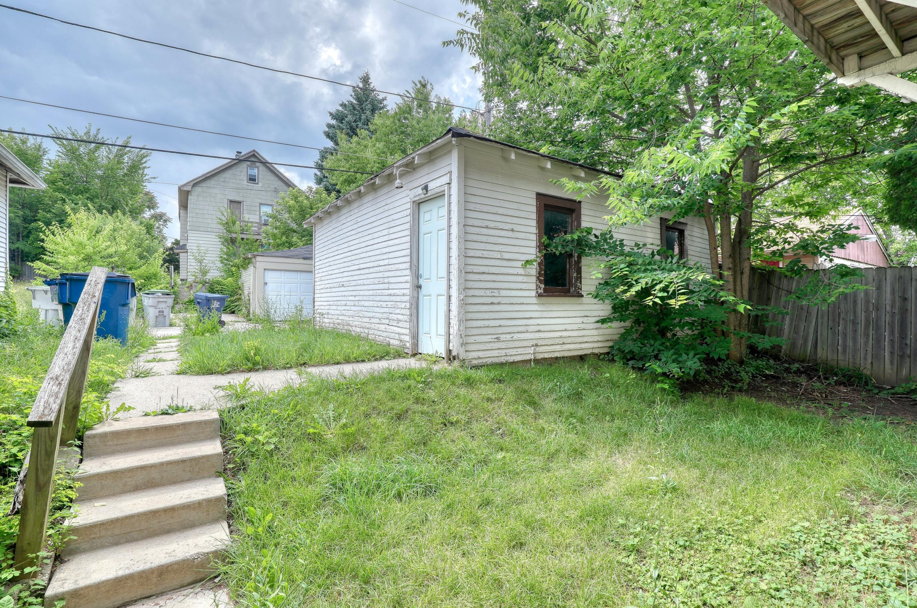 2643 56th St, Milwaukee WI  53210-2236 exterior