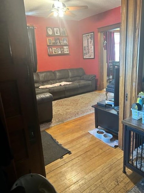 1910 Lasalle St, Racine WI  53402-4632 exterior