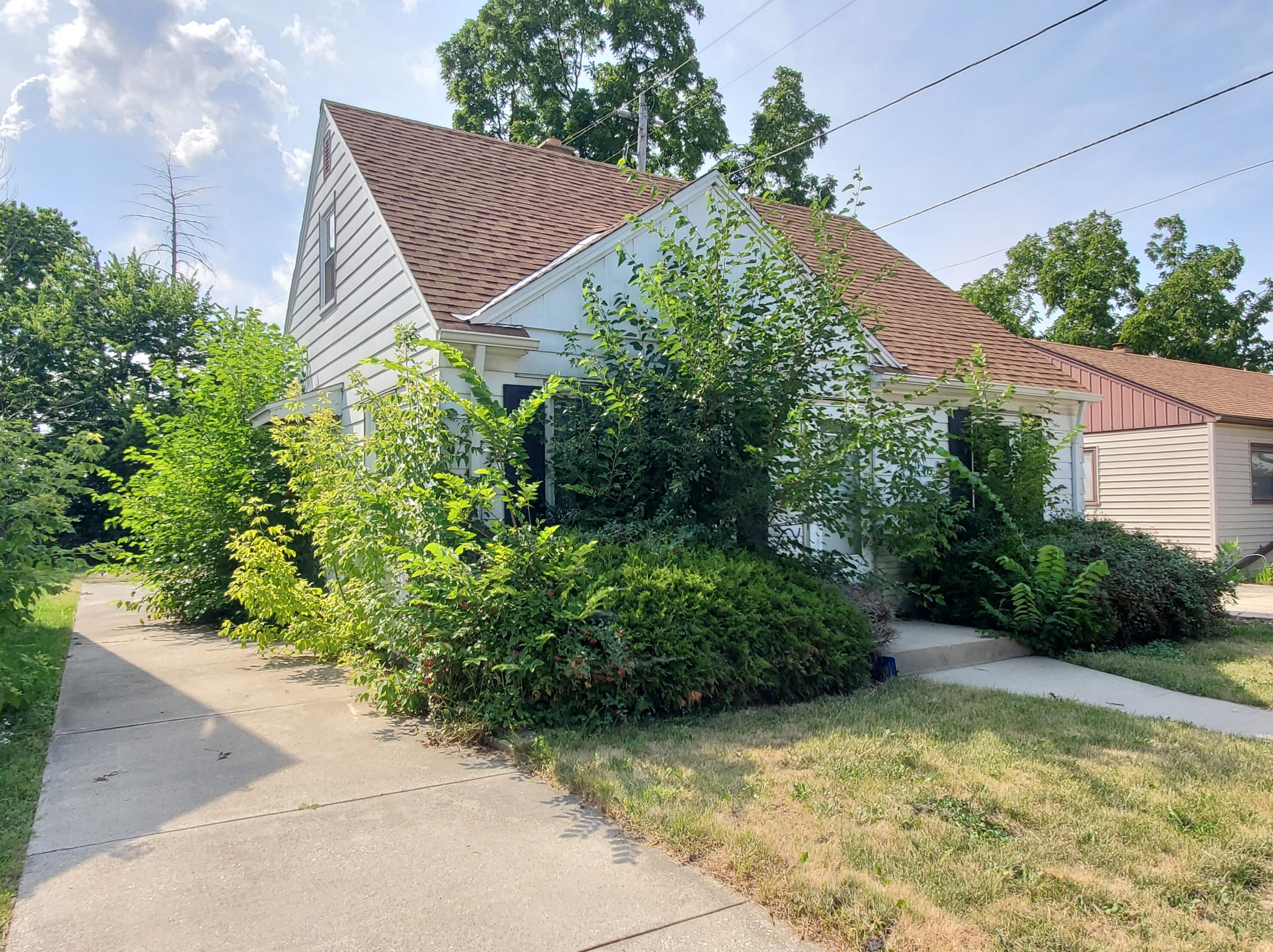 3061 74, Milwaukee WI 53219-0028 exterior