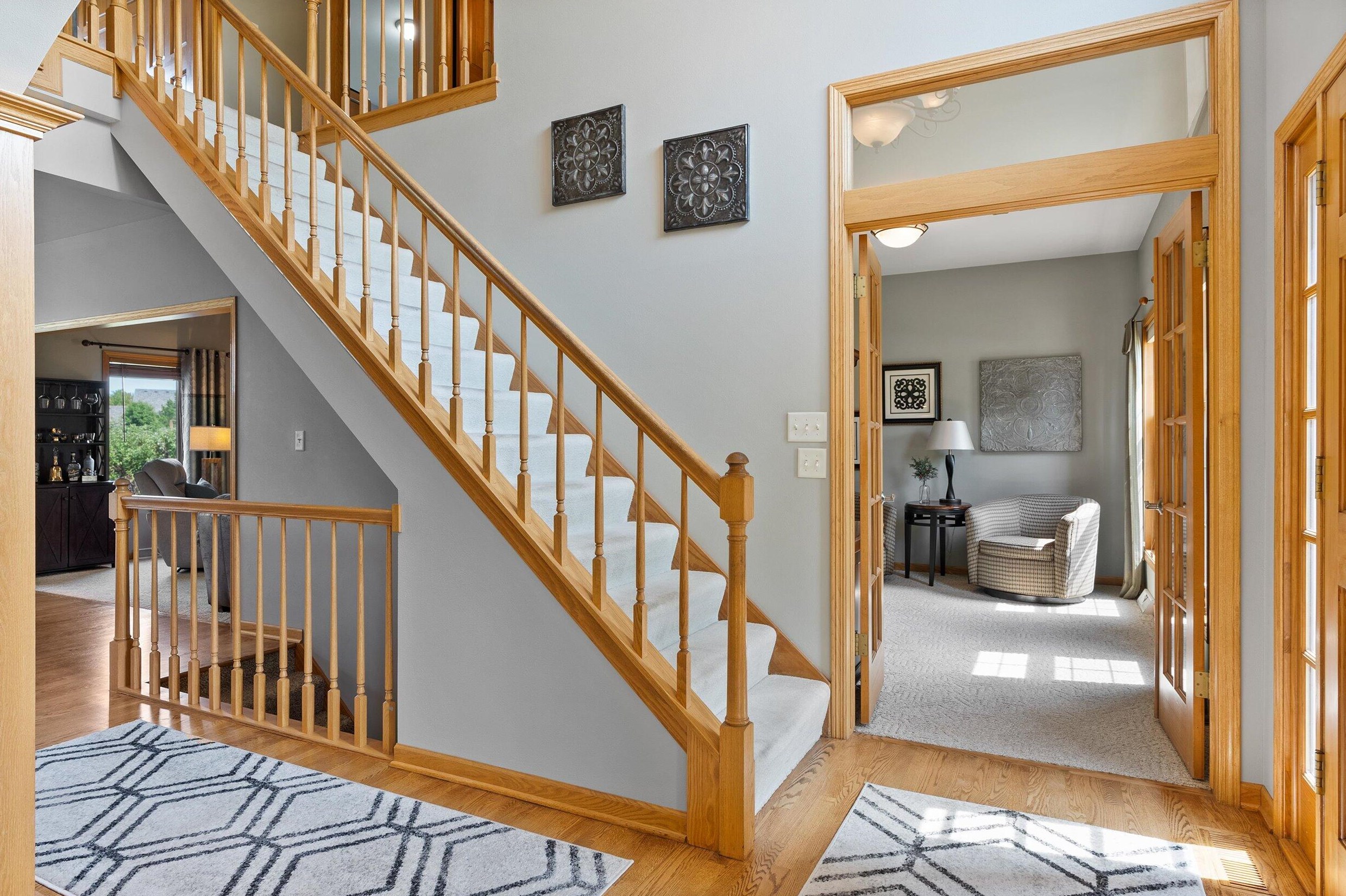 108 Long Mdw Dr, Chenequa WI 53029-2904 exterior