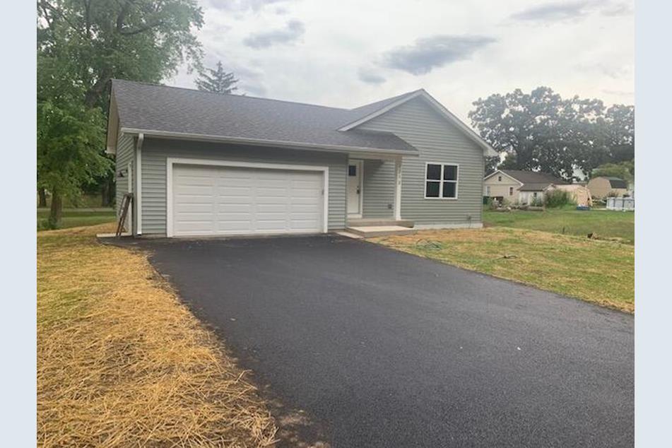 N1213 Elm Dr, Bloomfield, WI 53128 MLS 1846141 Coldwell Banker