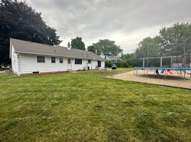 15 Illinois St, Racine WI  53405-1905 exterior