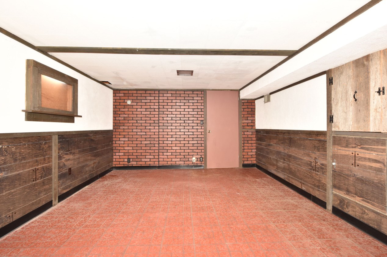 6520 Bottsford Ave, Milwaukee WI 53220-3446 exterior