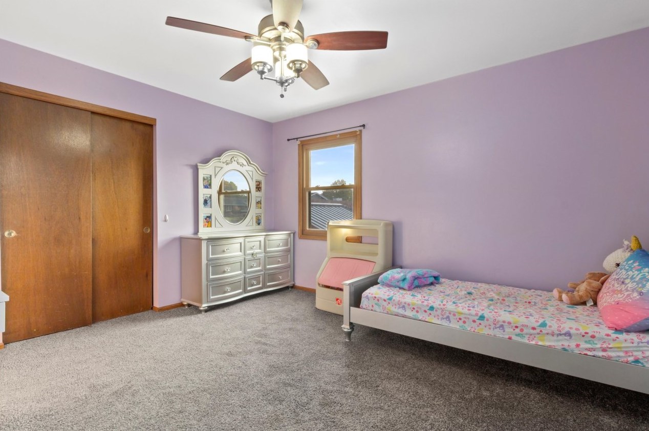 6161 Delaware Ave, Cudahy WI 53110-2867 exterior