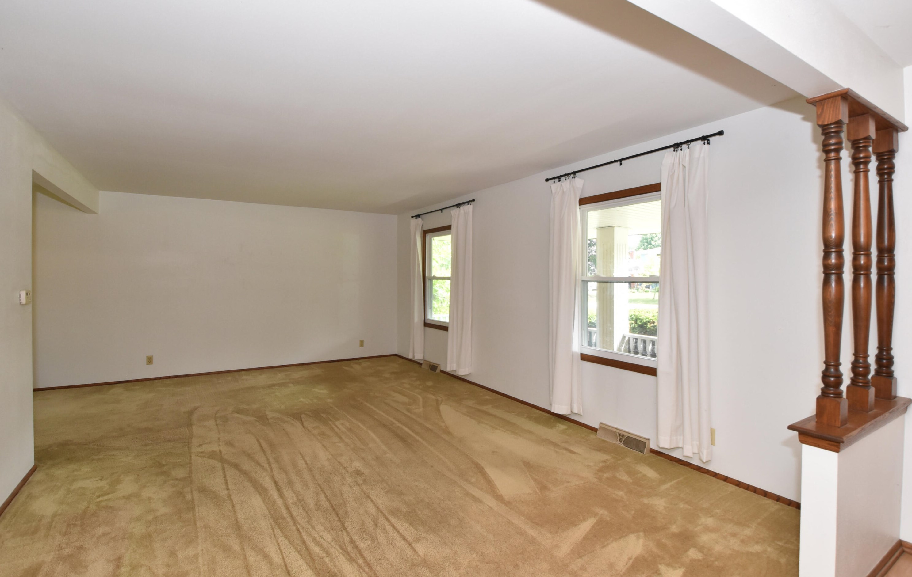 1518 Autumn Dr, Racine WI 53402-1816 exterior