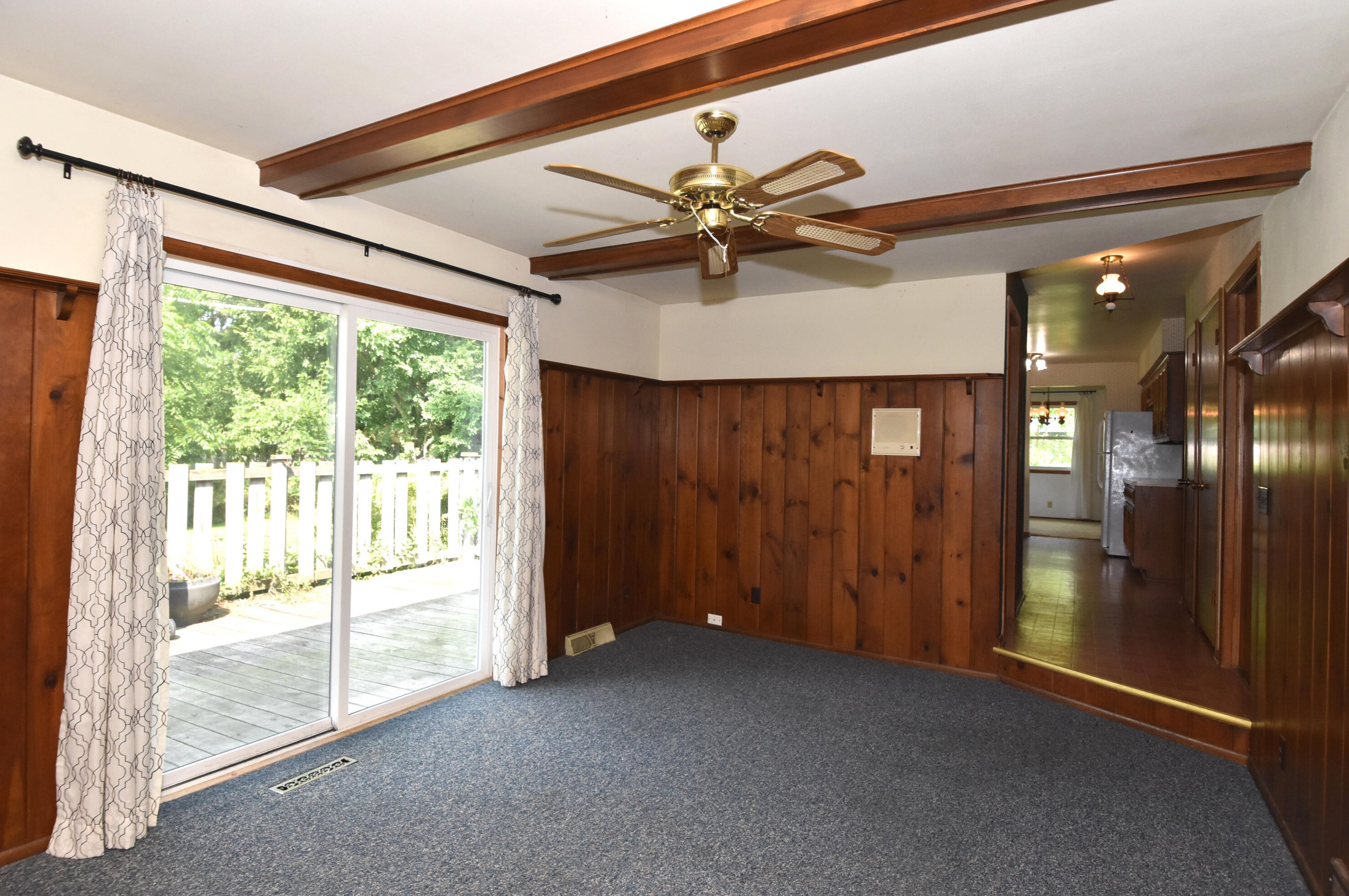 1518 Autumn Dr, Racine WI 53402-1816 exterior