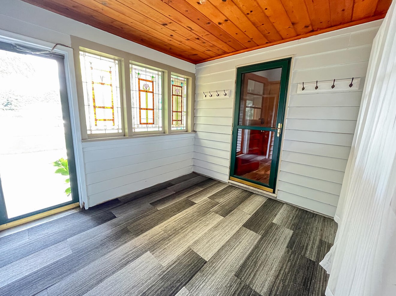 2710 James Blvd, Racine WI 53403-3250 exterior