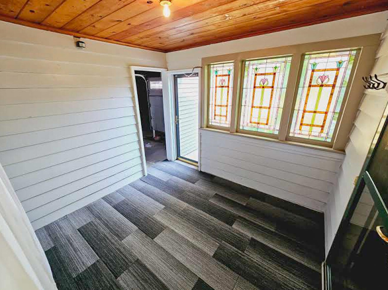 2710 James Blvd, Racine WI 53403-3250 exterior