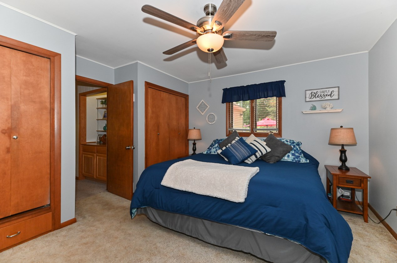 34116 Oakdale Ct, Lyons WI  53105-9231 exterior