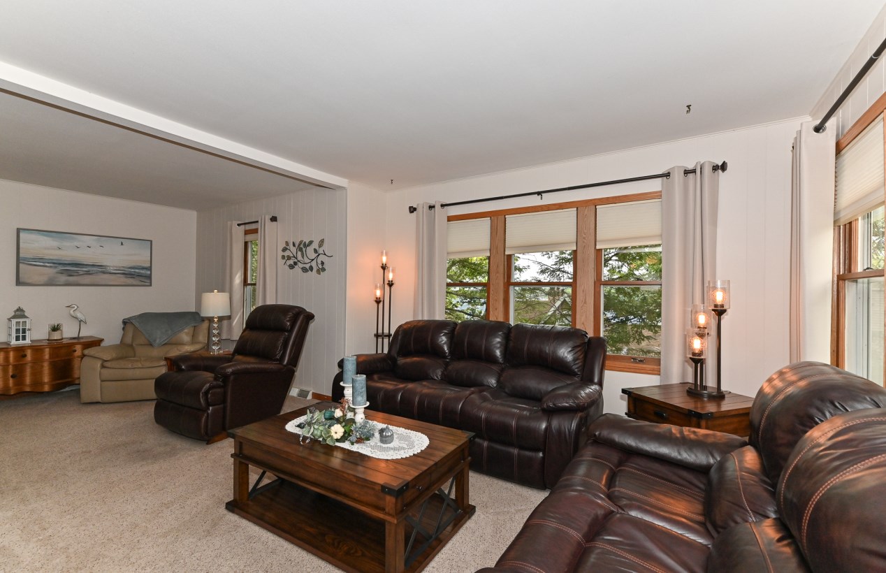 34116 Oakdale Ct, Lyons WI  53105-9231 exterior