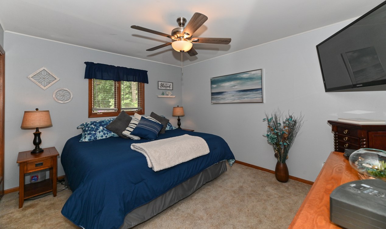 34116 Oakdale Ct, Lyons WI  53105-9231 exterior