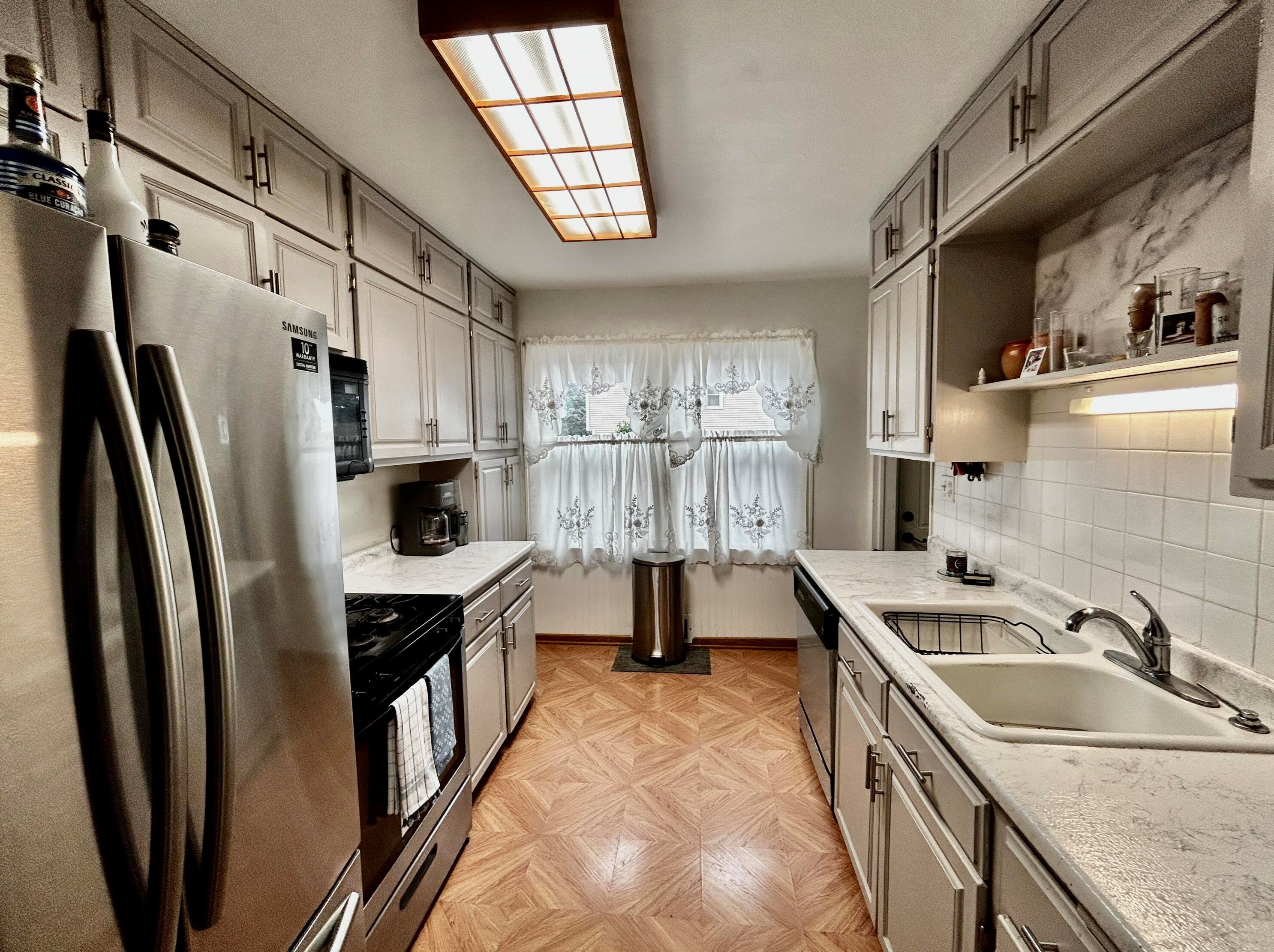 3673 18th St, Milwaukee WI  53221-1551 exterior