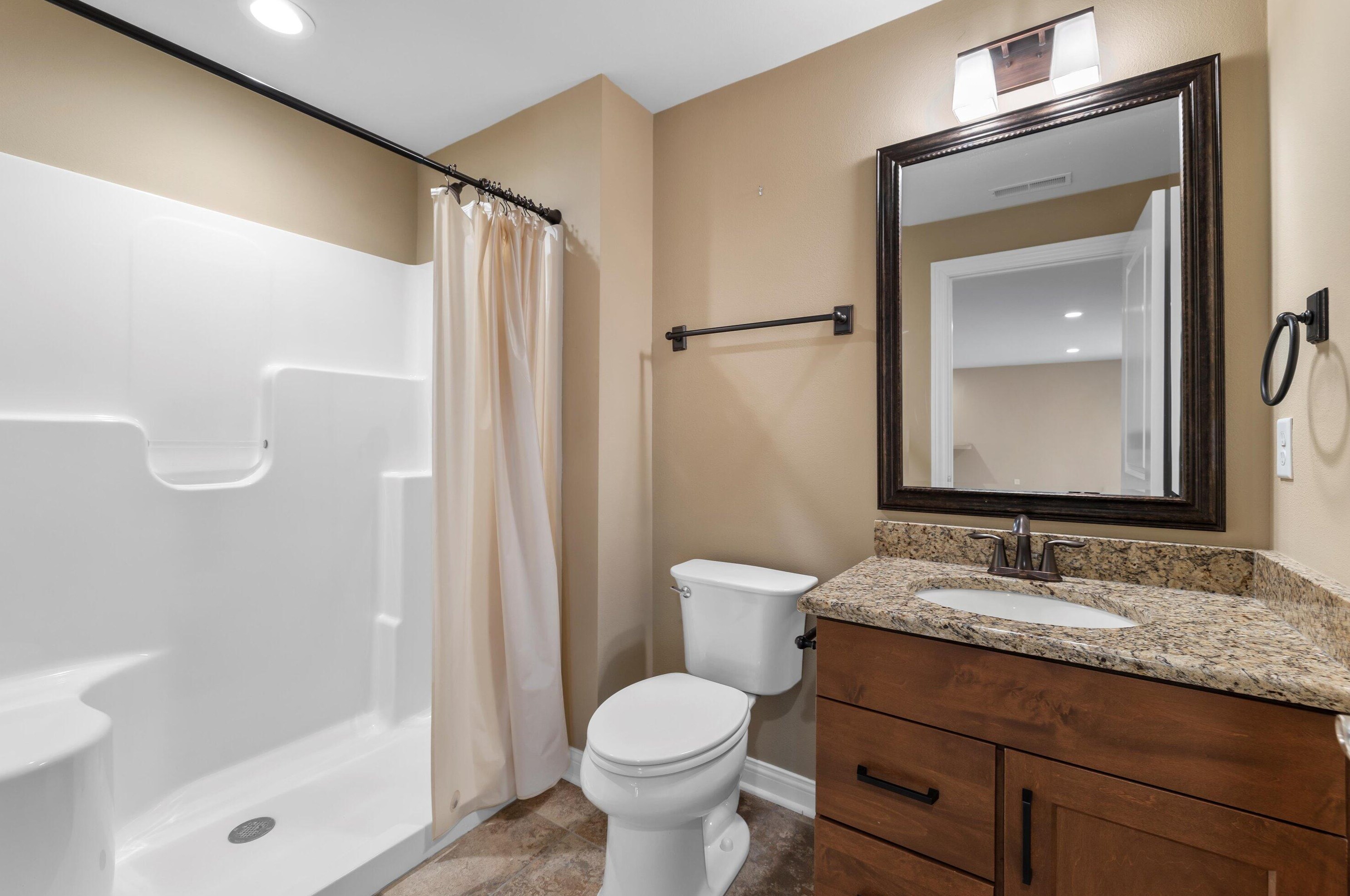 3086 Villa Dr, Hales Corners WI  53132-7707 exterior