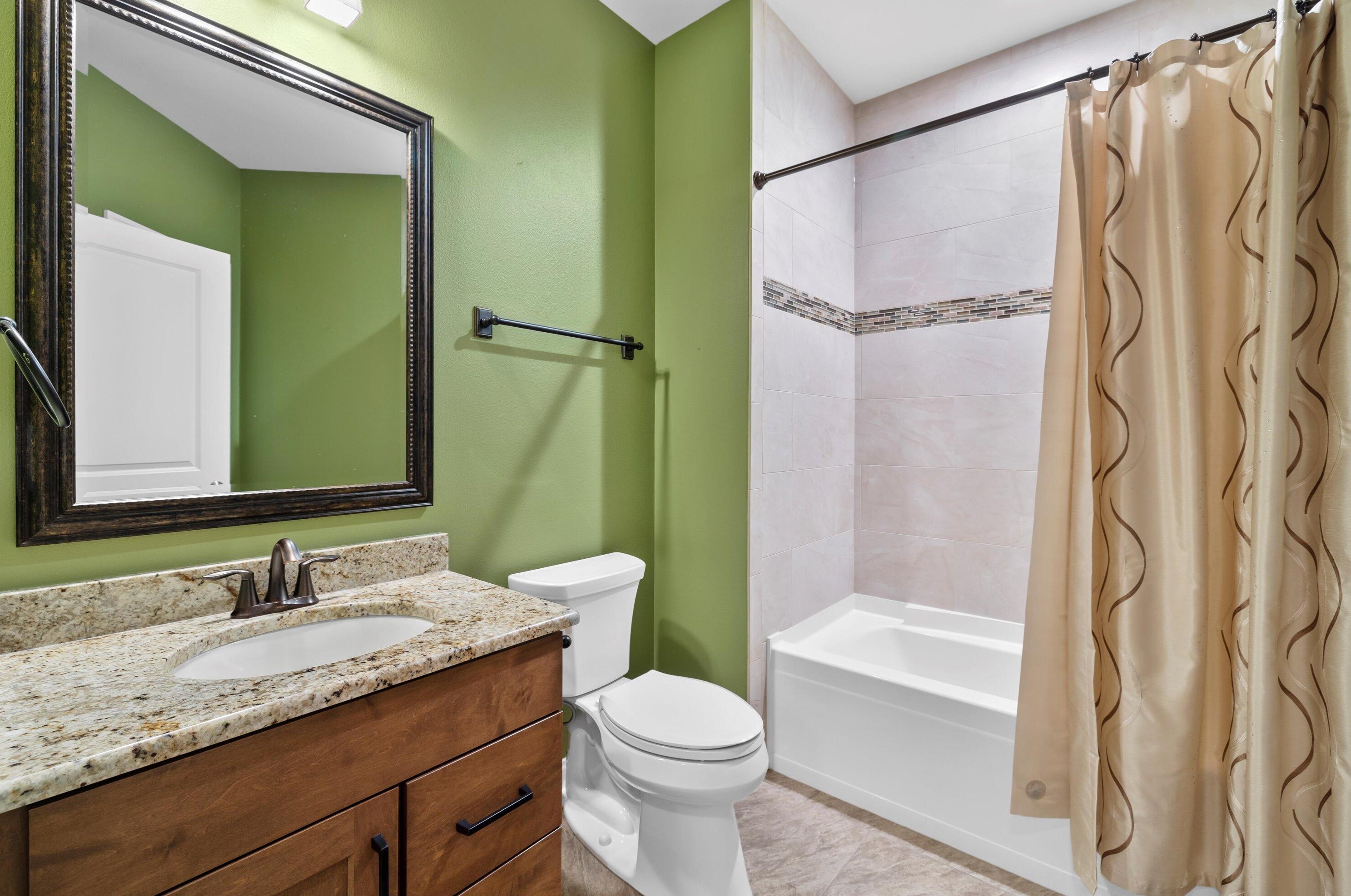 3086 Villa Dr, Hales Corners WI  53132-7707 exterior