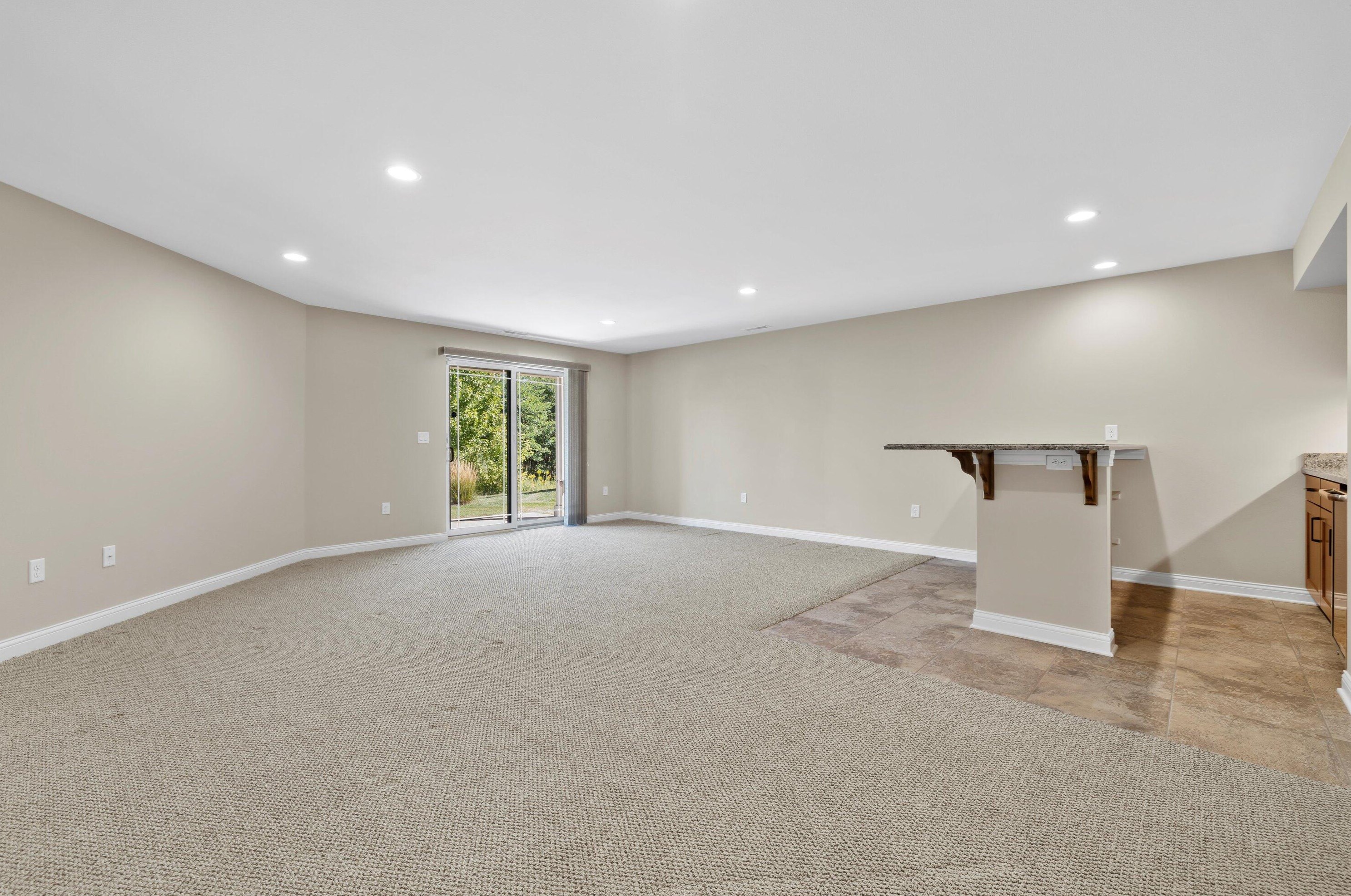 3086 Villa Dr, Hales Corners WI  53132-7707 exterior