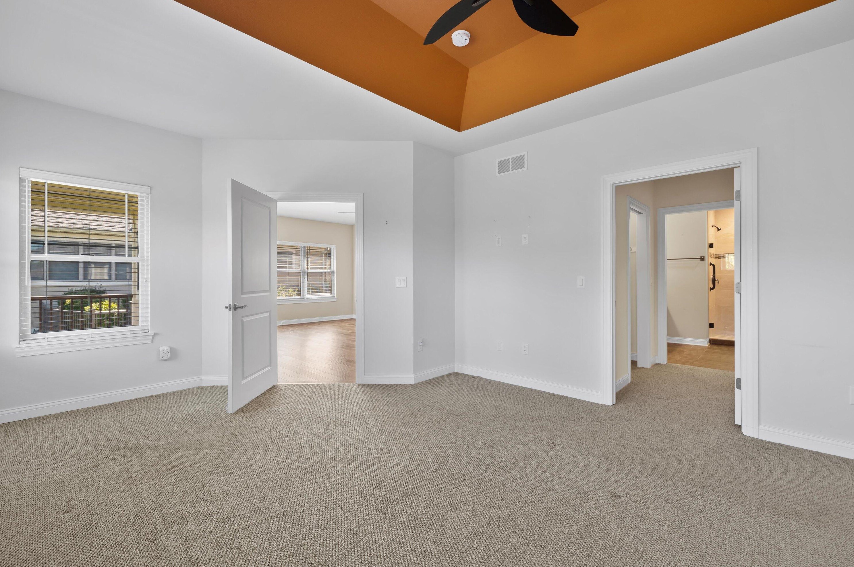 3086 Villa Dr, Hales Corners WI  53132-7707 exterior