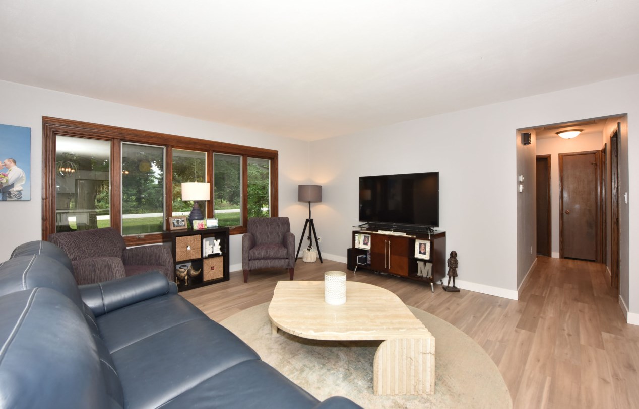 3051 Green Bay Rd, Port Washington WI  53074-9767 exterior