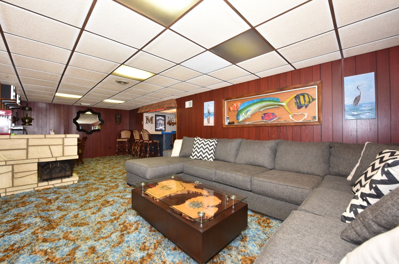 3051 Green Bay Rd, Port Washington WI  53074-9767 exterior