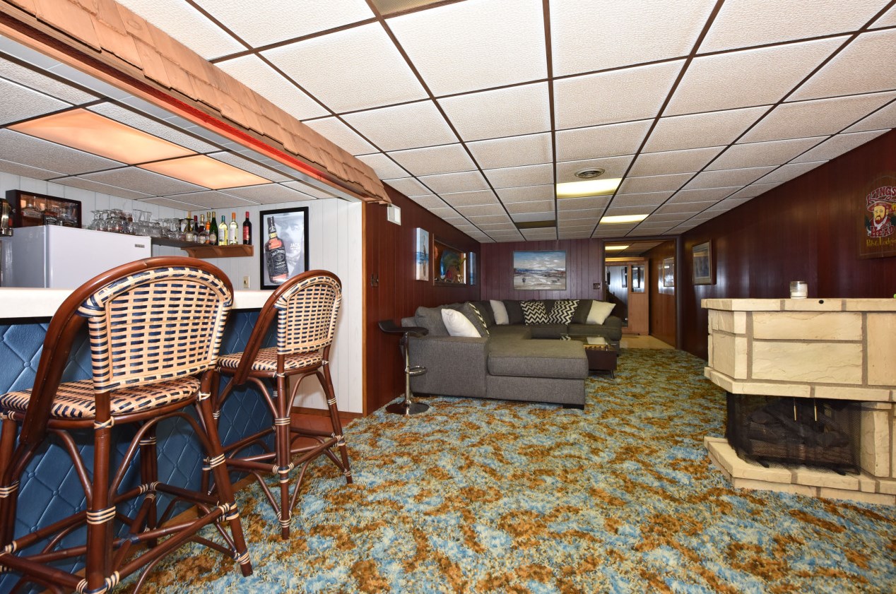 3051 Green Bay Rd, Port Washington WI  53074-9767 exterior