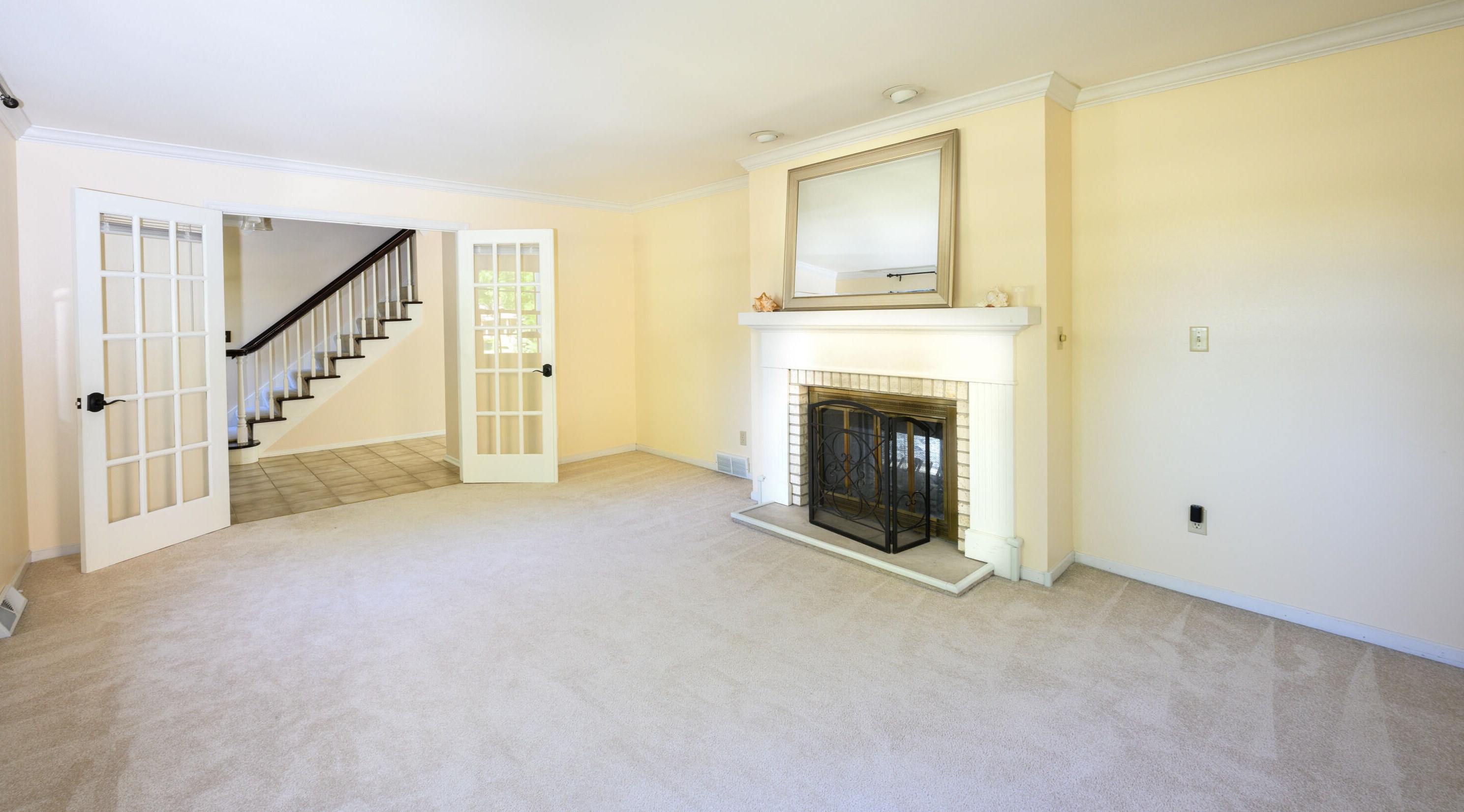 16565 Burleigh Pl, Brookfield WI  53005-2733 exterior